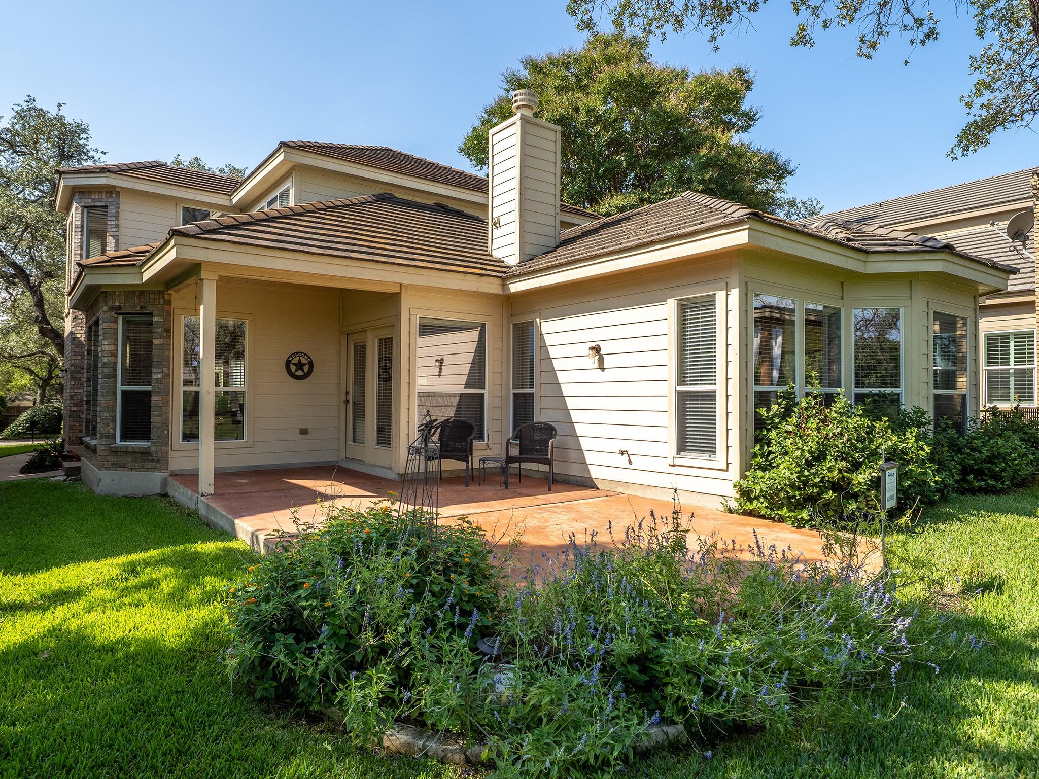 2 Champions Ln, Austin, TX 78734