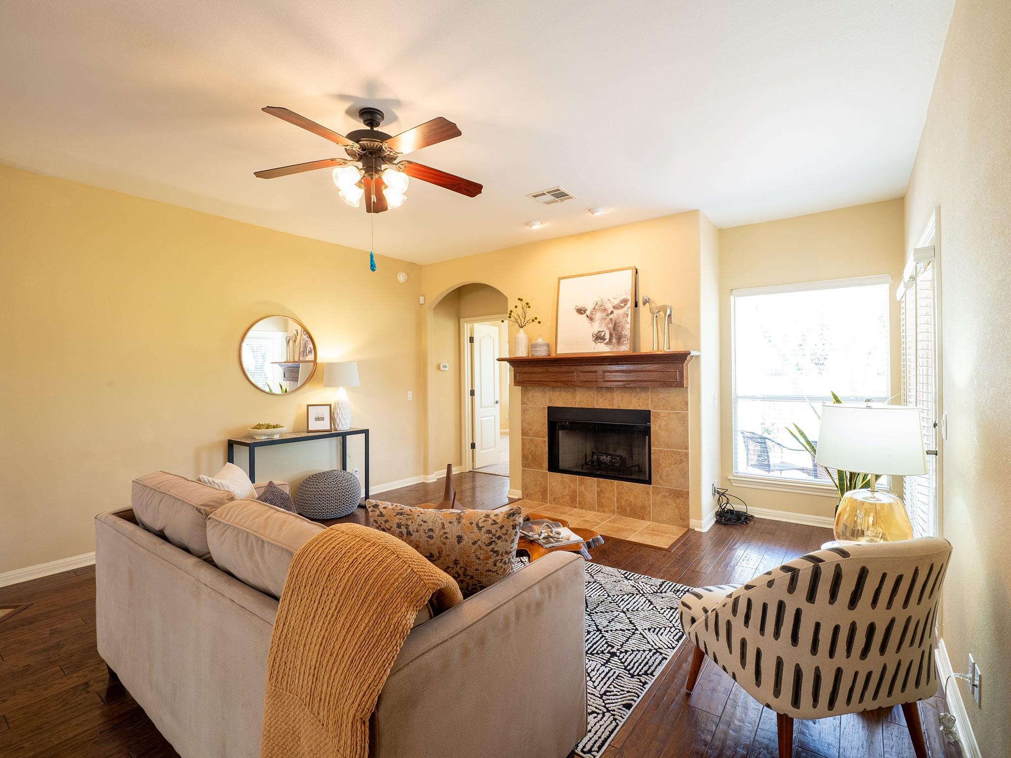 2 Champions Ln, Austin, TX 78734