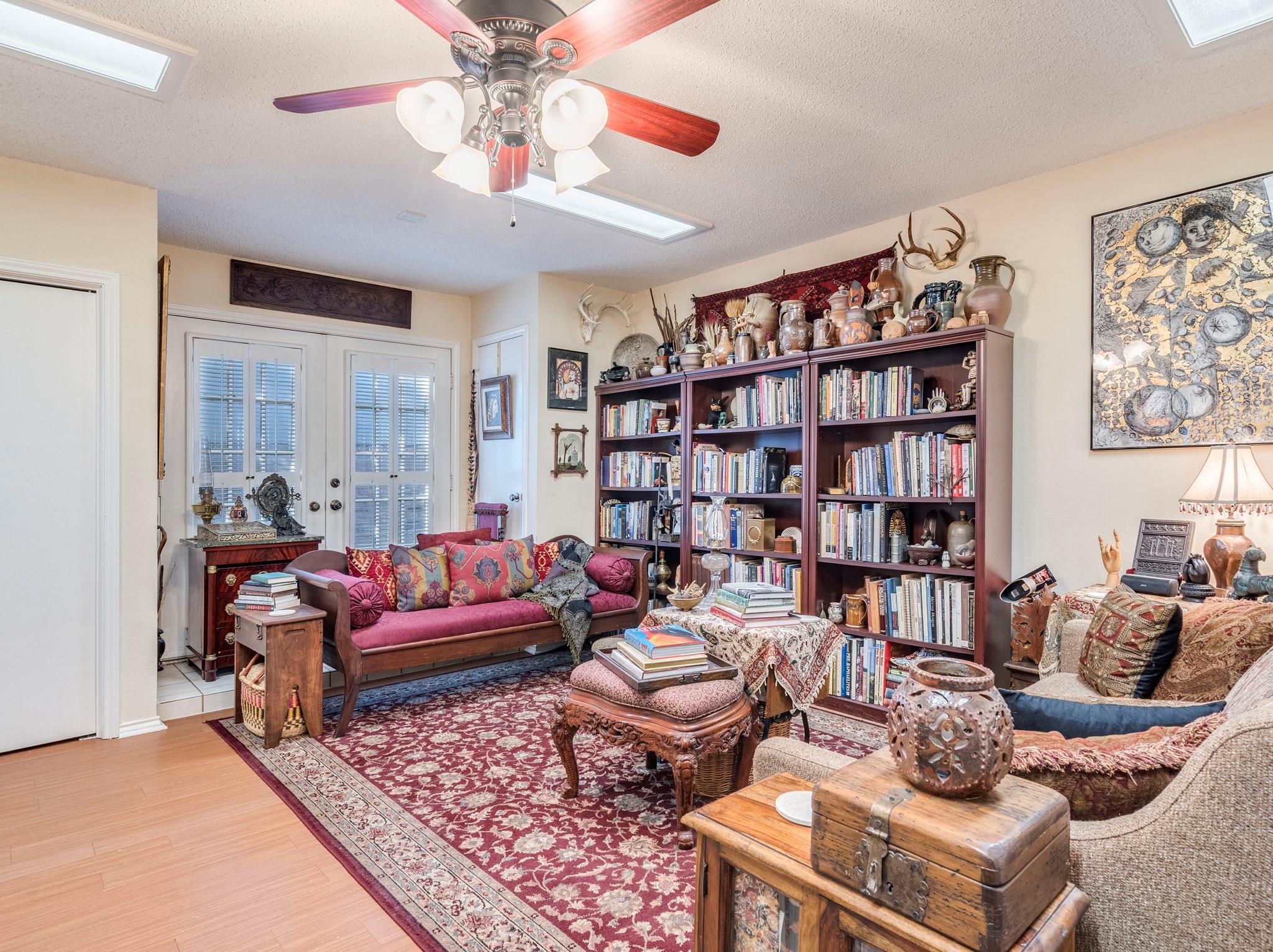 9417 Singing Quail Dr, Austin, TX 78758