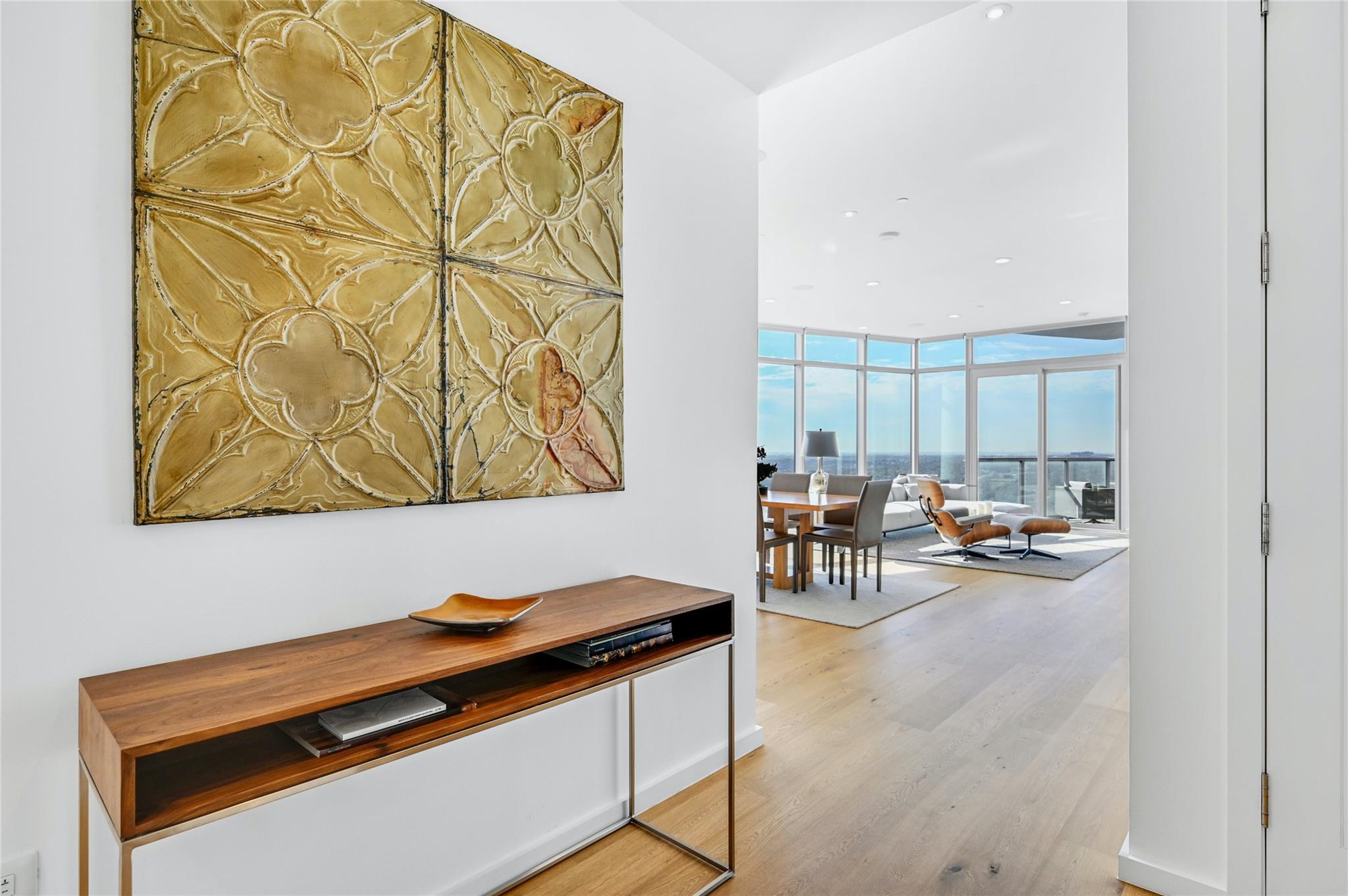 200 Congress Ave # 32SE, Austin, TX 78701