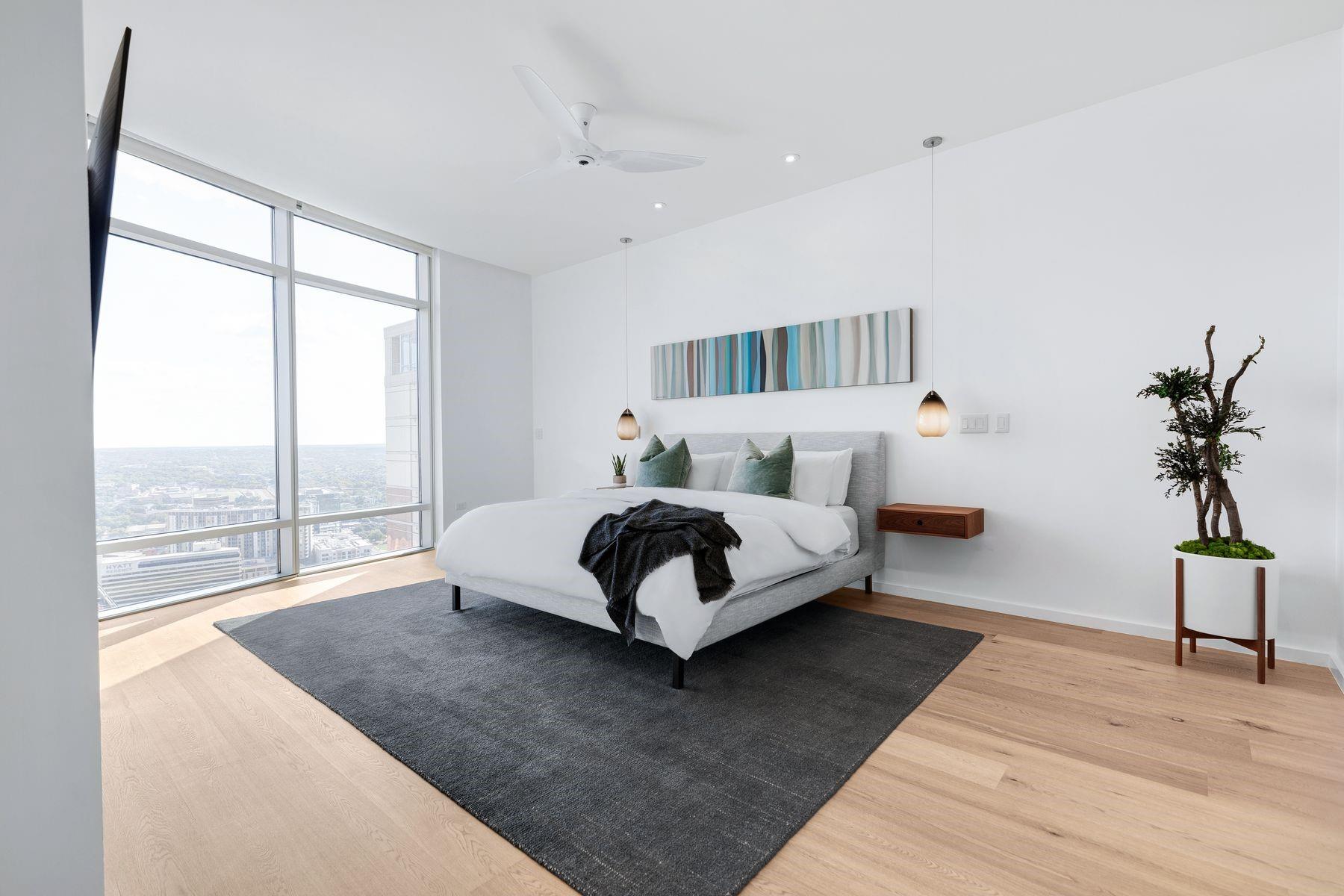 200 Congress Ave # 32SE, Austin, TX 78701