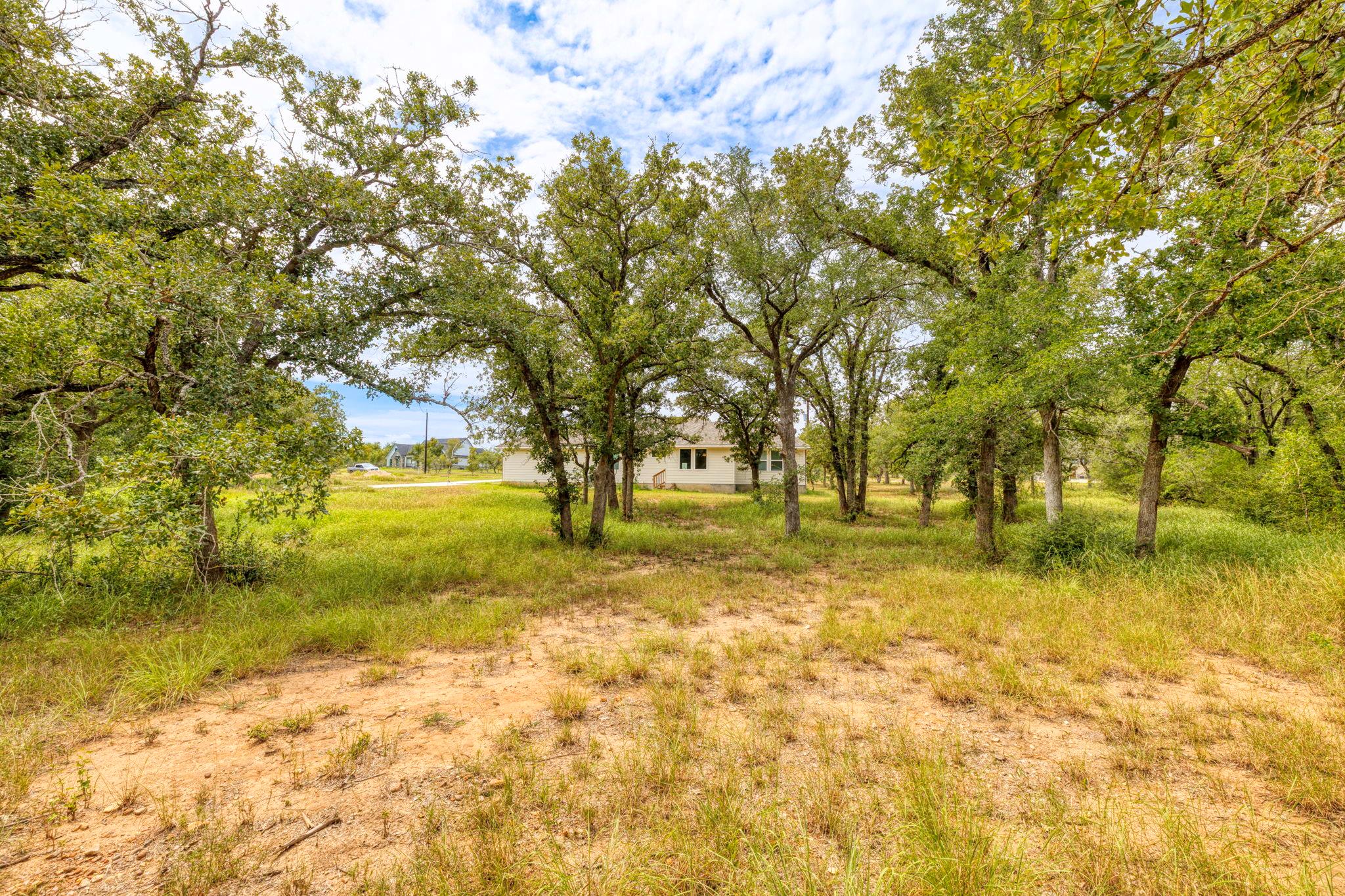 446 Post Oak, Gonzales, TX 78629