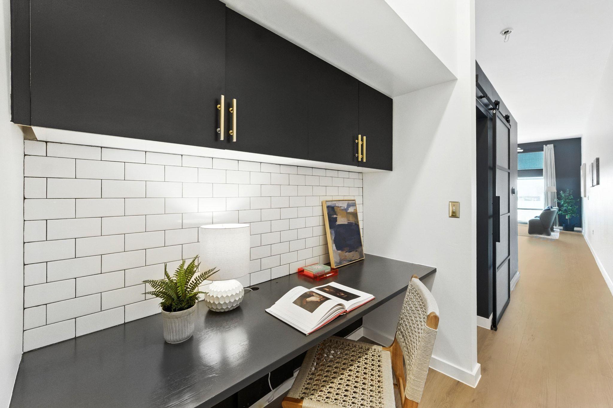 2124 E 6th St # 418, Austin, TX 78702