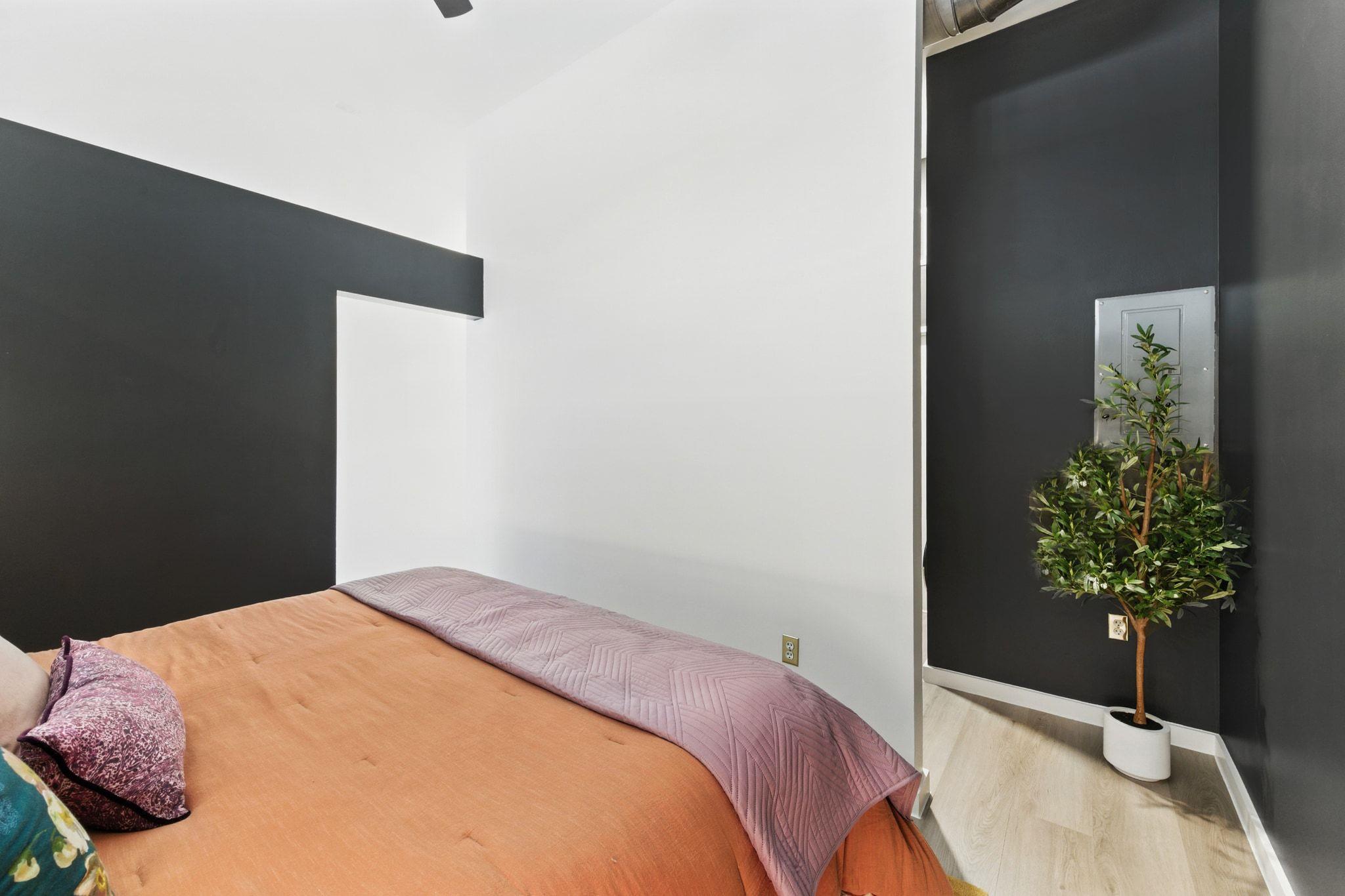 2124 E 6th St # 418, Austin, TX 78702