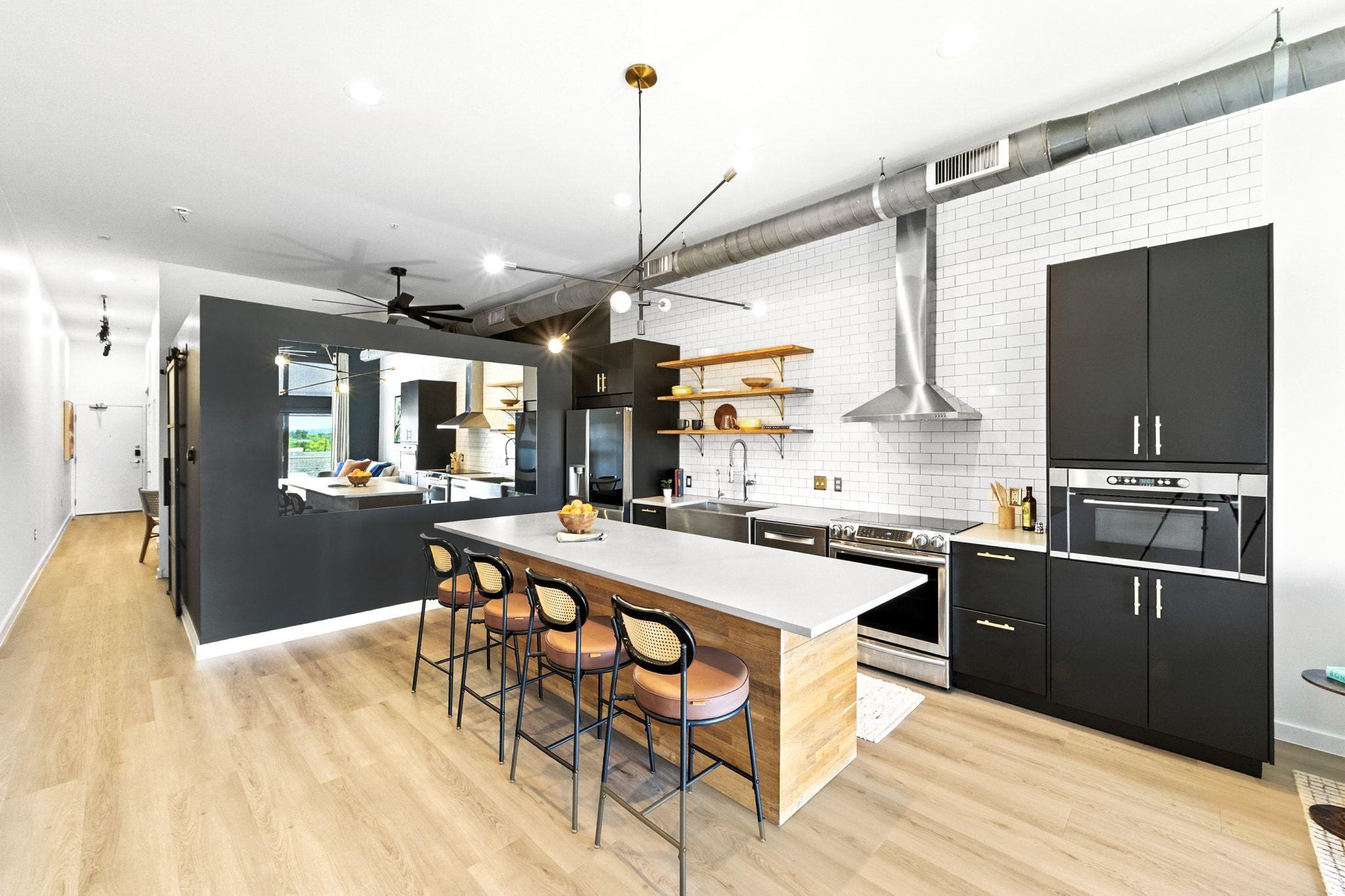 2124 E 6th St # 418, Austin, TX 78702