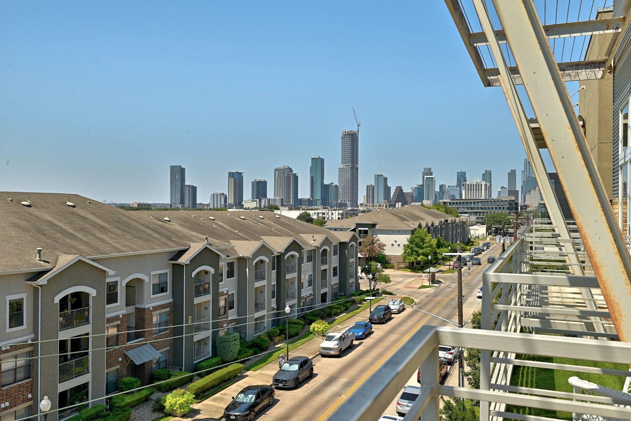 2124 E 6th St # 418, Austin, TX 78702