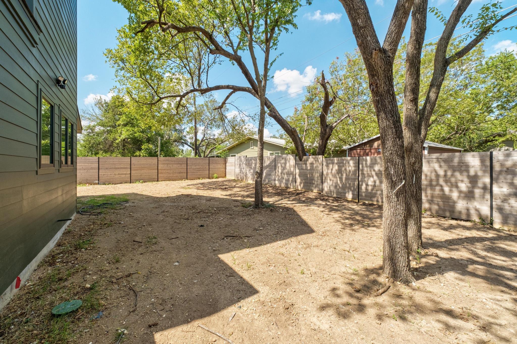 5203 Star Light Ter # 2, Austin, TX 78721