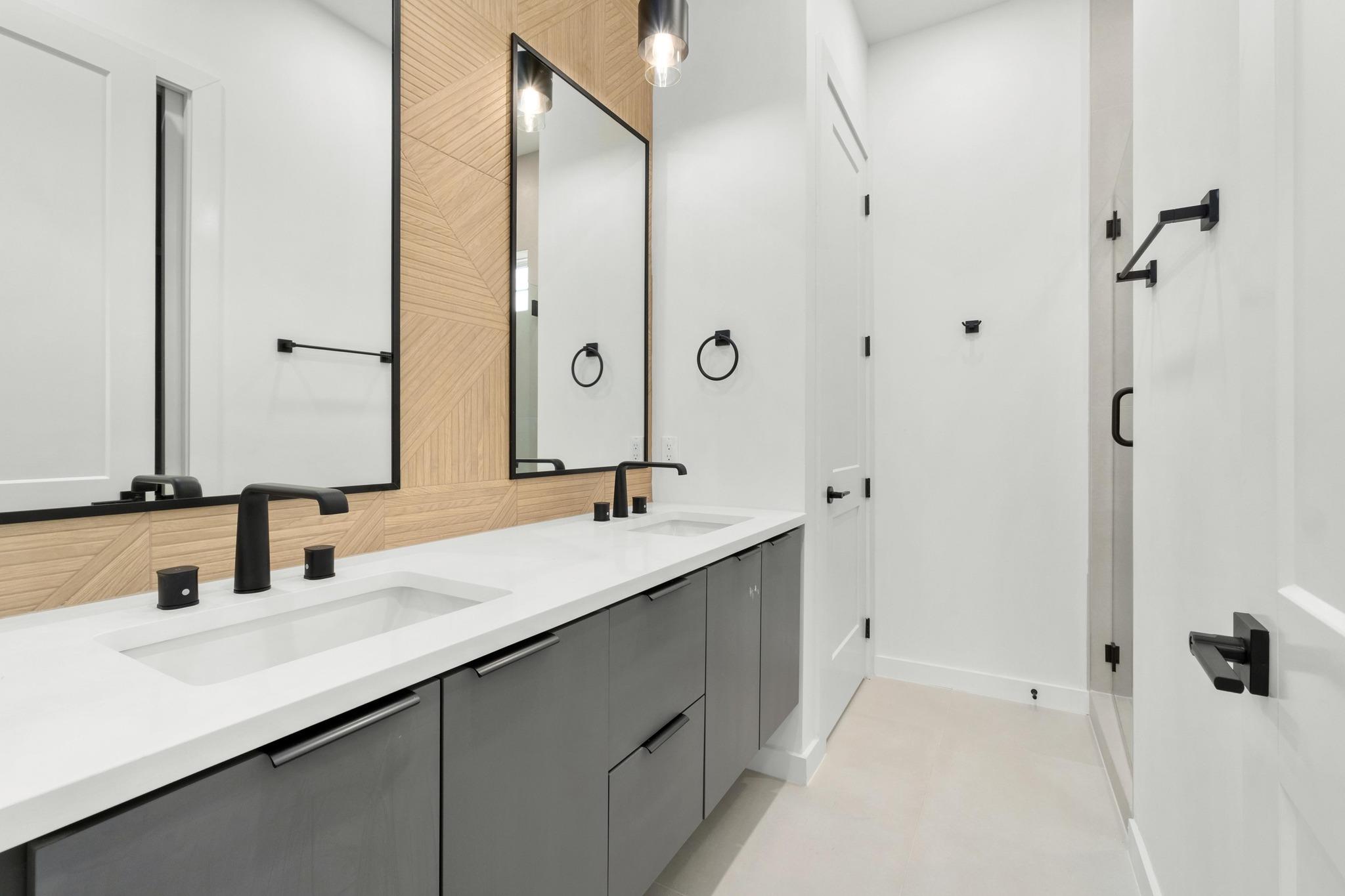 5203 Star Light Ter # 2, Austin, TX 78721