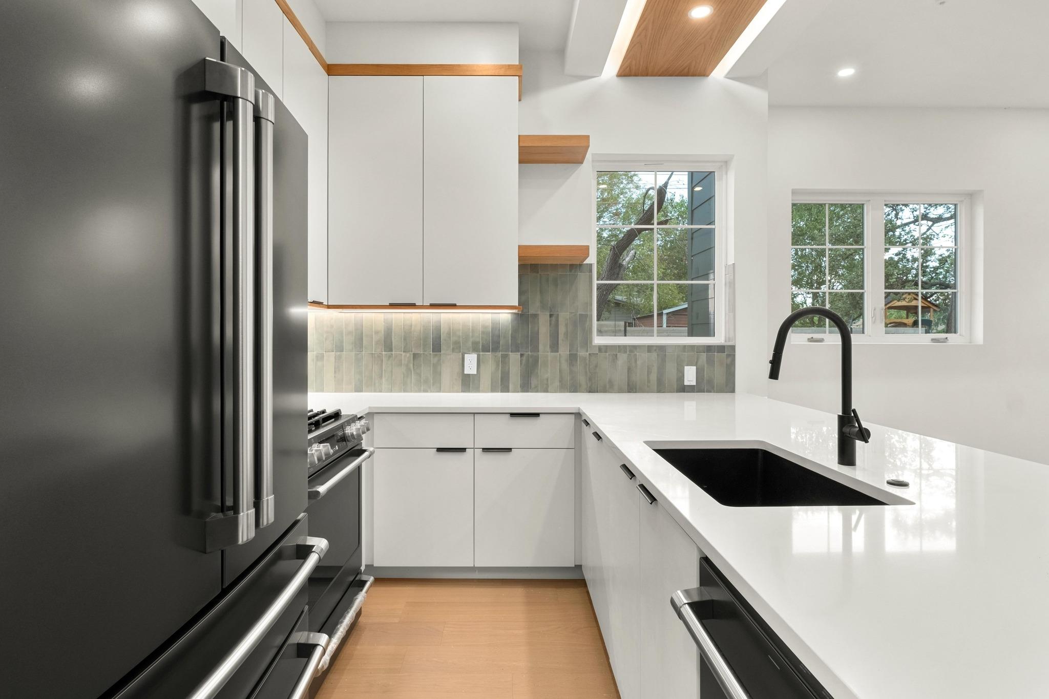 5203 Star Light Ter # 2, Austin, TX 78721