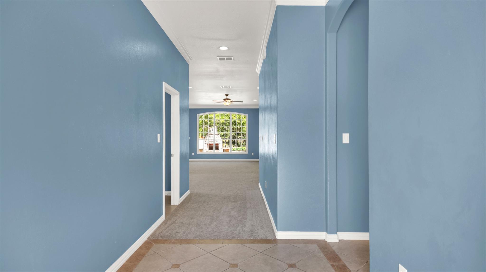 230 Heritage Oaks Dr, Cedar Creek, TX 78612