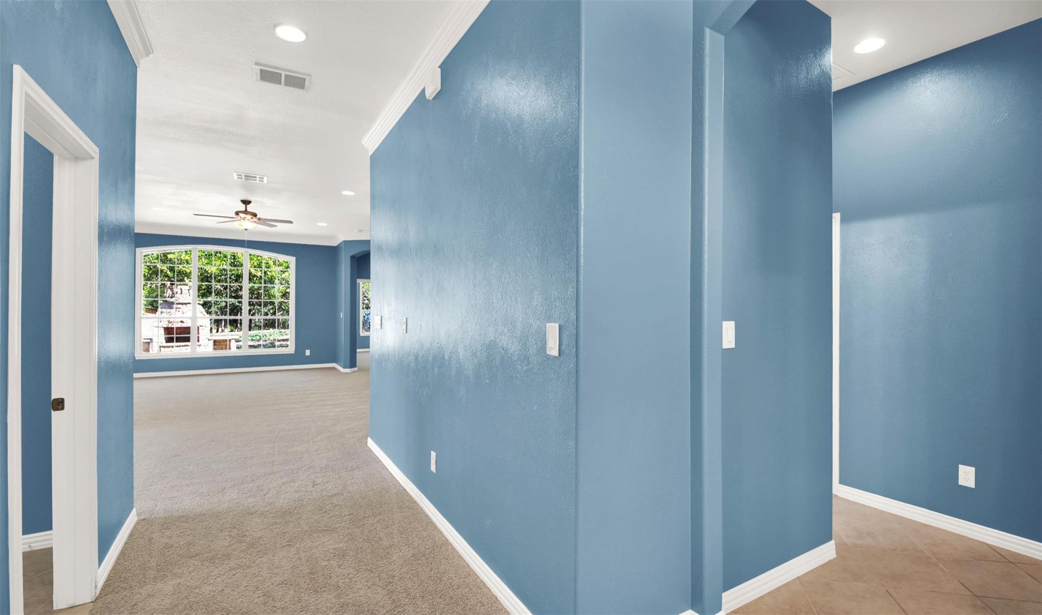 230 Heritage Oaks Dr, Cedar Creek, TX 78612