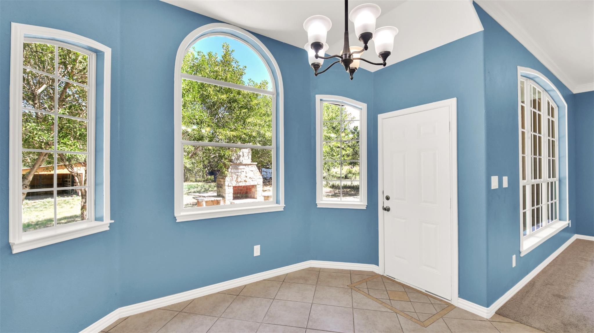 230 Heritage Oaks Dr, Cedar Creek, TX 78612