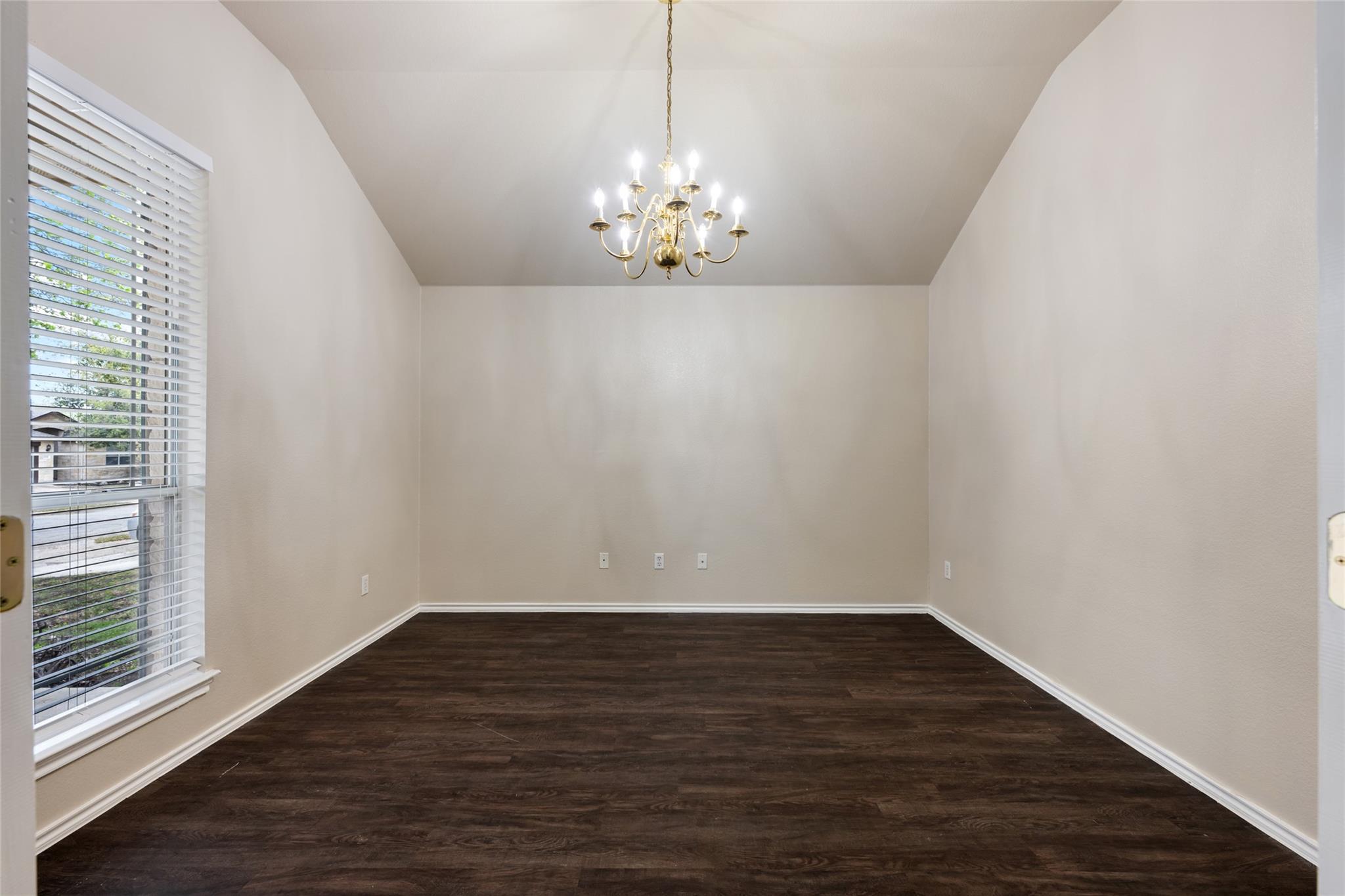 4009 Veiled Falls Dr, Pflugerville, TX 78660