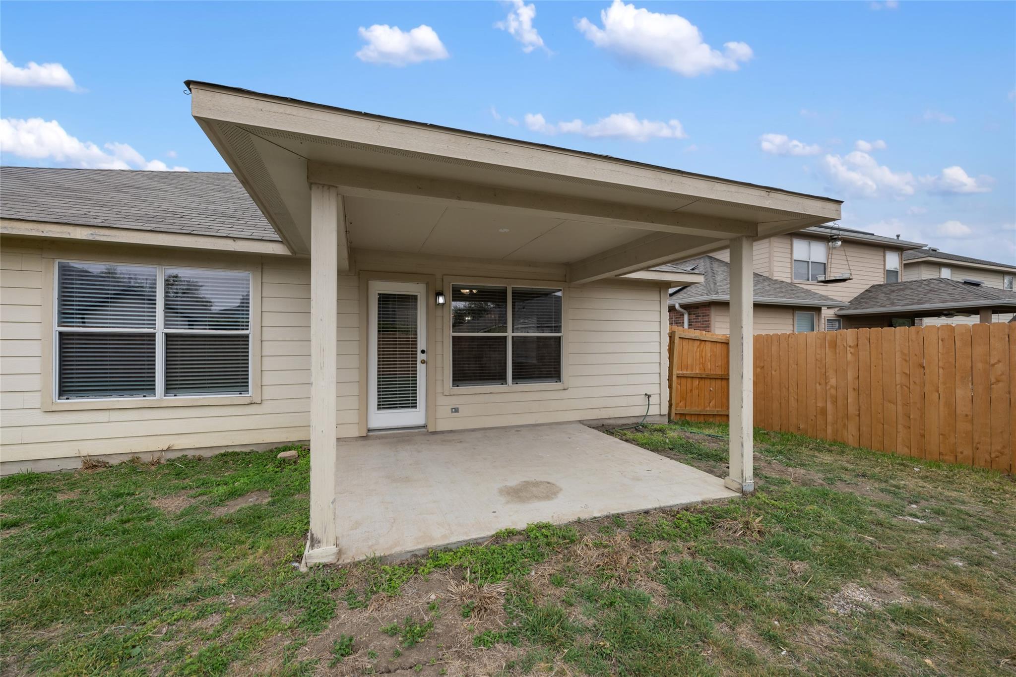 4009 Veiled Falls Dr, Pflugerville, TX 78660