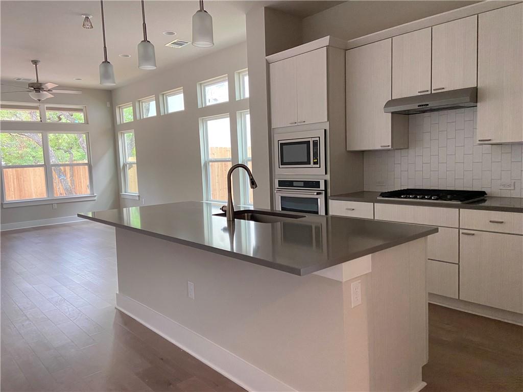 1615 Woodwind Ln, Austin, TX 78758