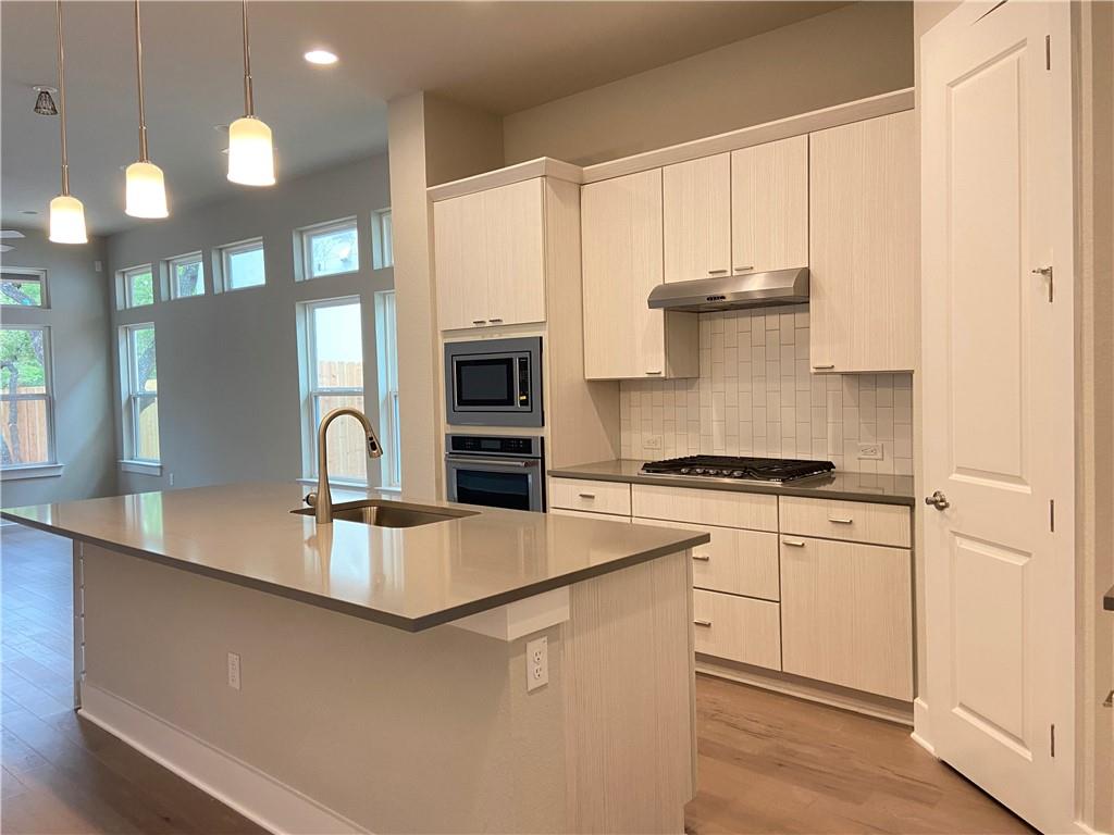 1615 Woodwind Ln, Austin, TX 78758