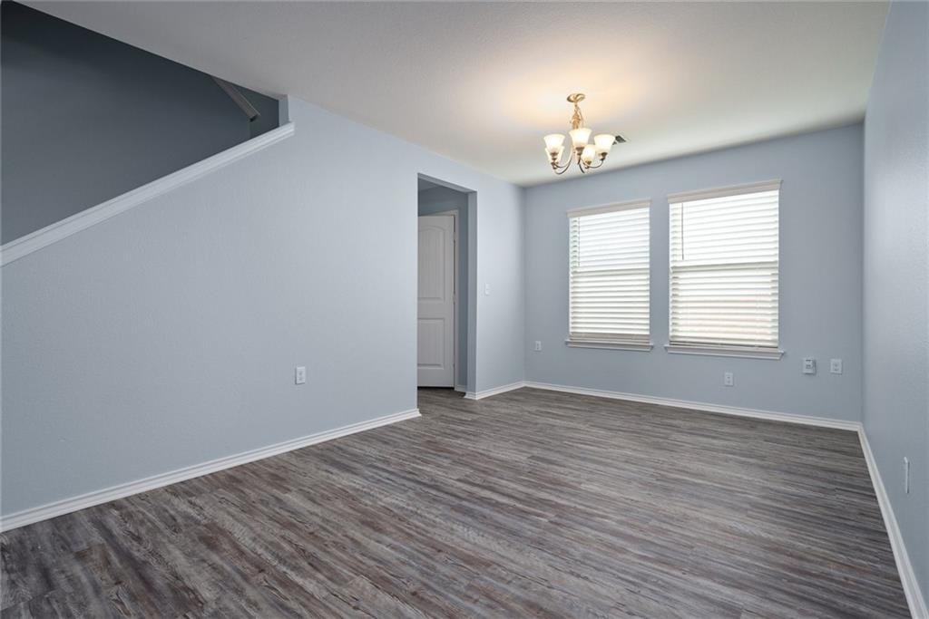 9104 Edmundsbury Dr, Austin, TX 78747