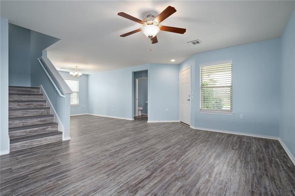 9104 Edmundsbury Dr, Austin, TX 78747