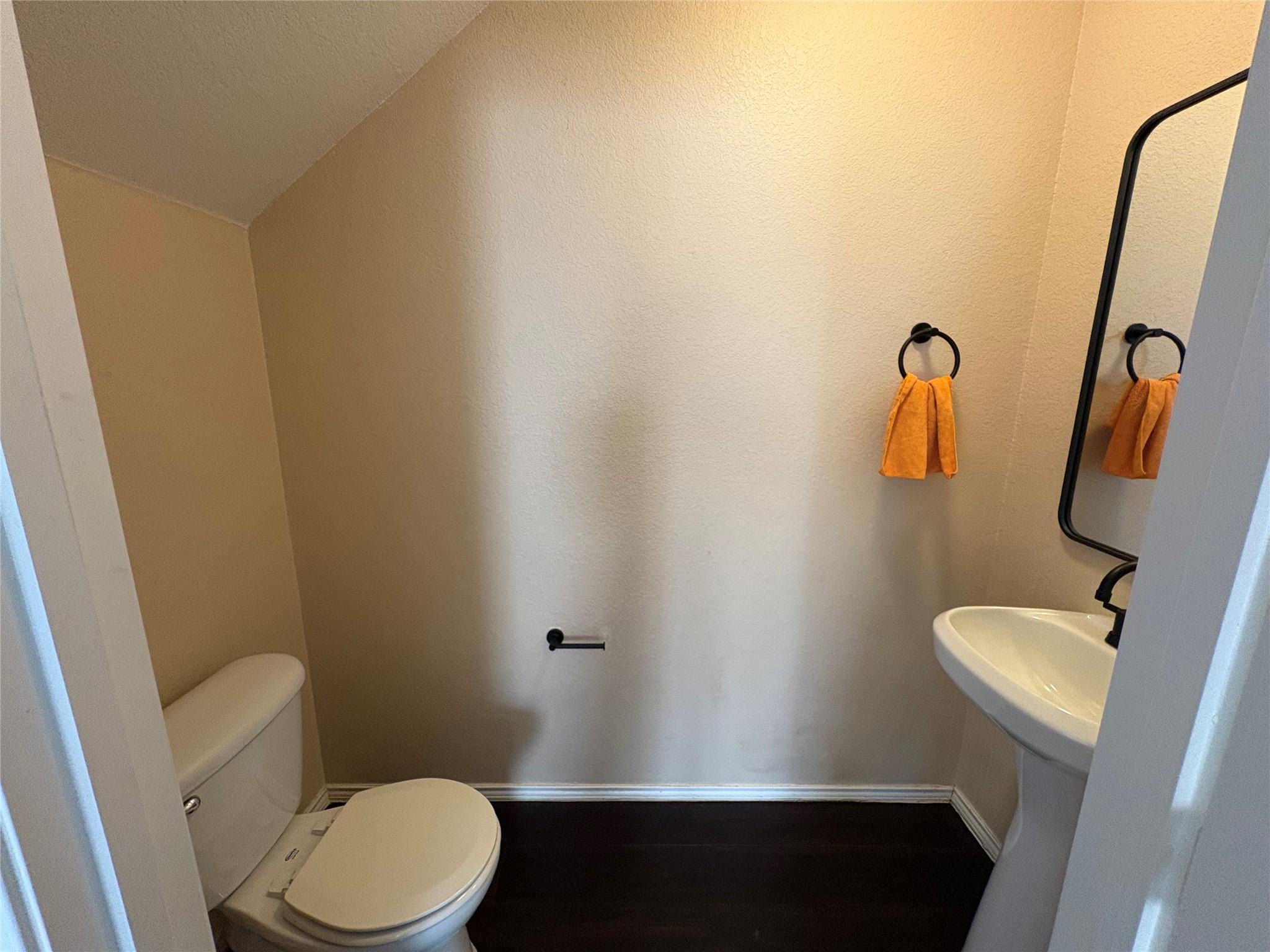 8932 Southwick Dr, Austin, TX 78724