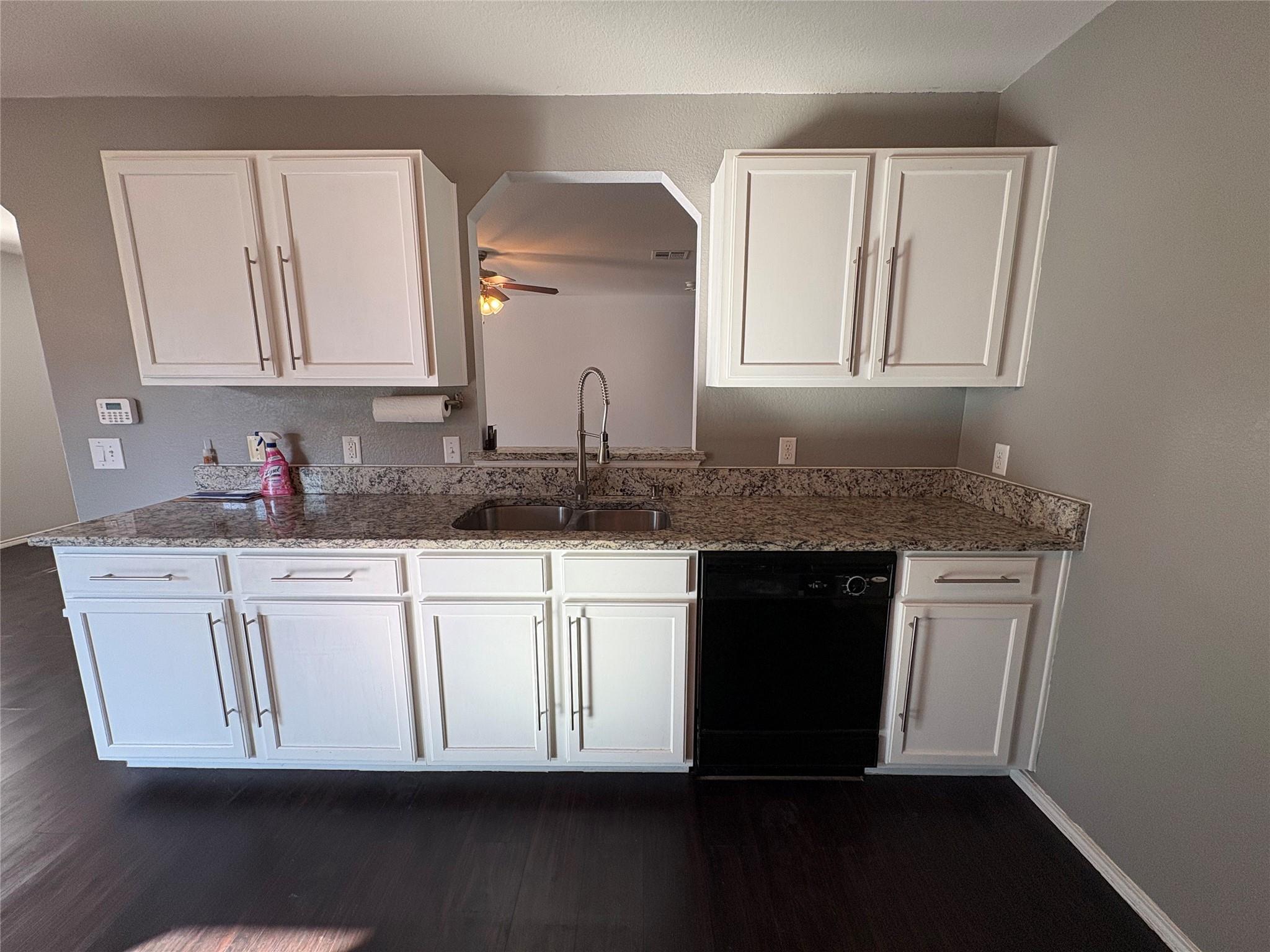 8932 Southwick Dr, Austin, TX 78724