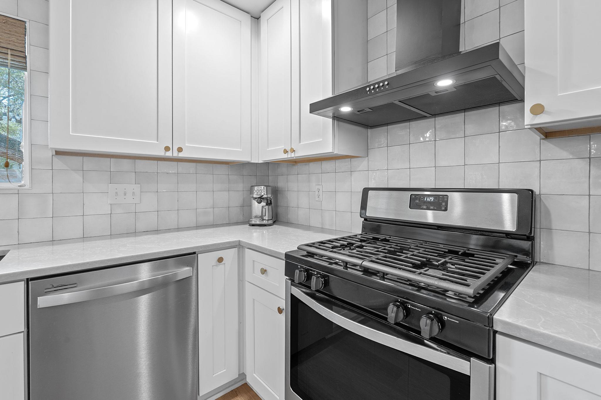 3311 Harpers Ferry Ln, Austin, TX 78745