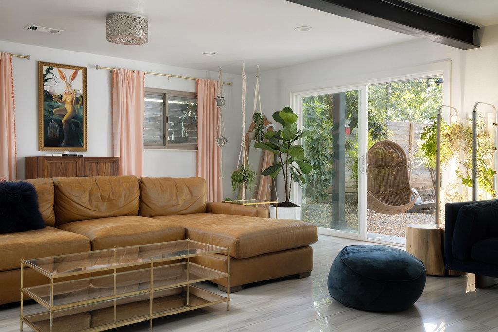 123 Havana St, Austin, TX 78704