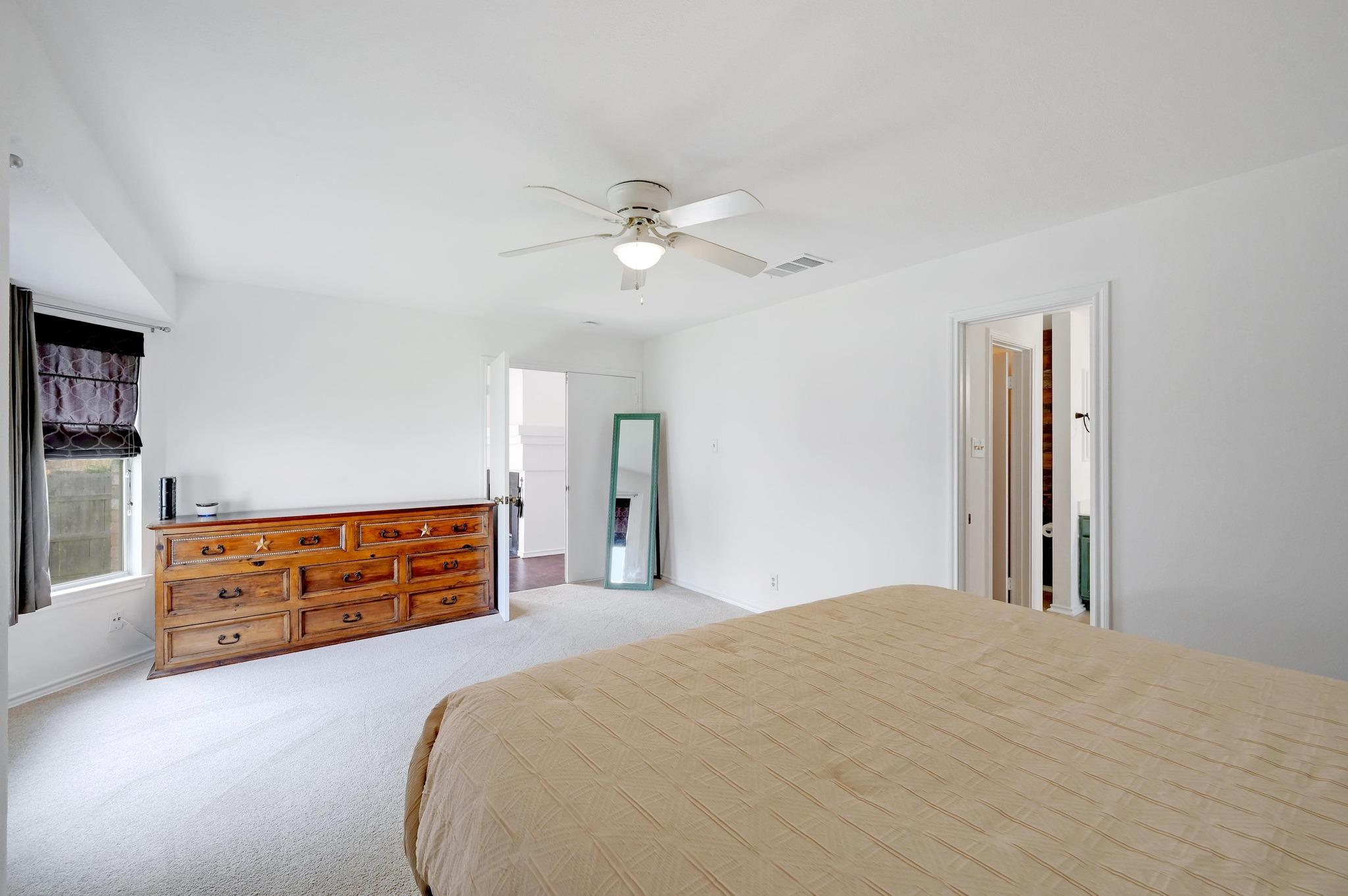 7410 Tom Watson Ct, San Antonio, TX 78244