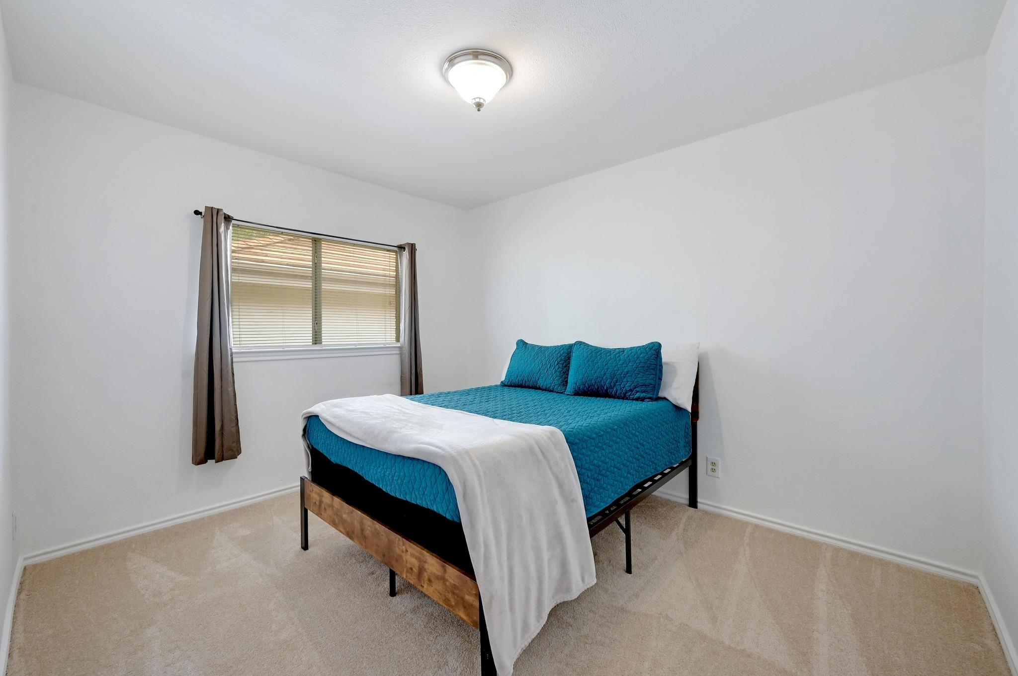 7410 Tom Watson Ct, San Antonio, TX 78244