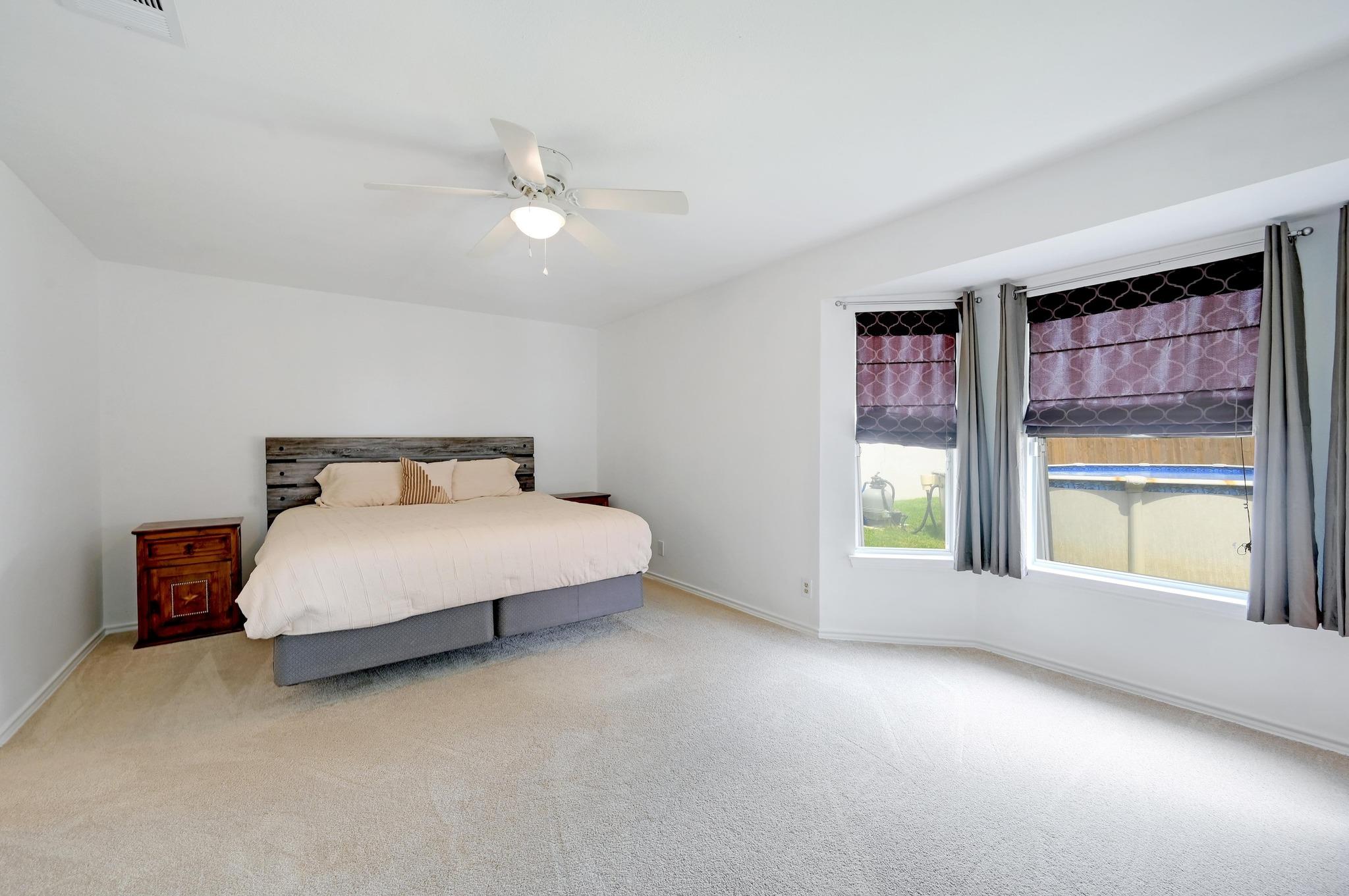 7410 Tom Watson Ct, San Antonio, TX 78244