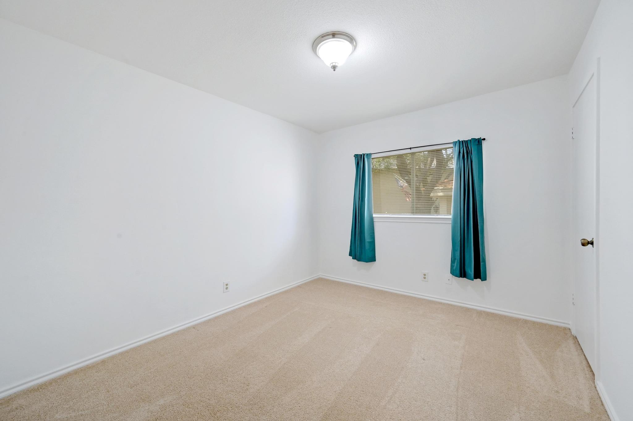 7410 Tom Watson Ct, San Antonio, TX 78244