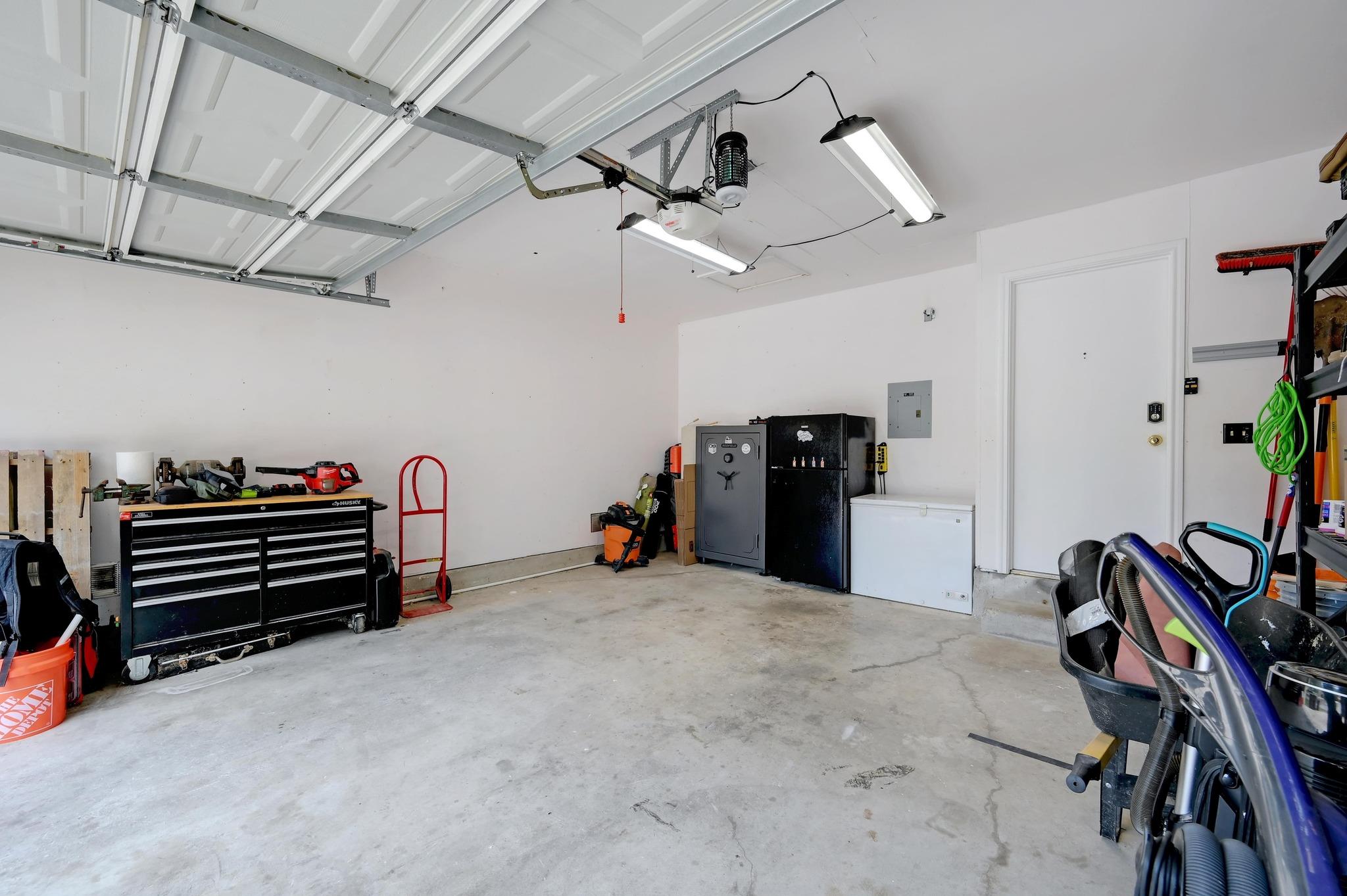 7410 Tom Watson Ct, San Antonio, TX 78244