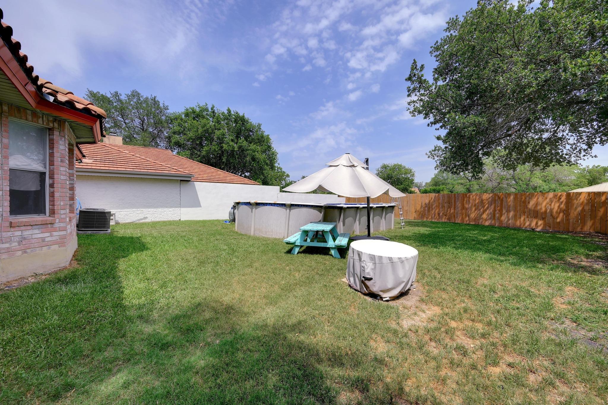 7410 Tom Watson Ct, San Antonio, TX 78244