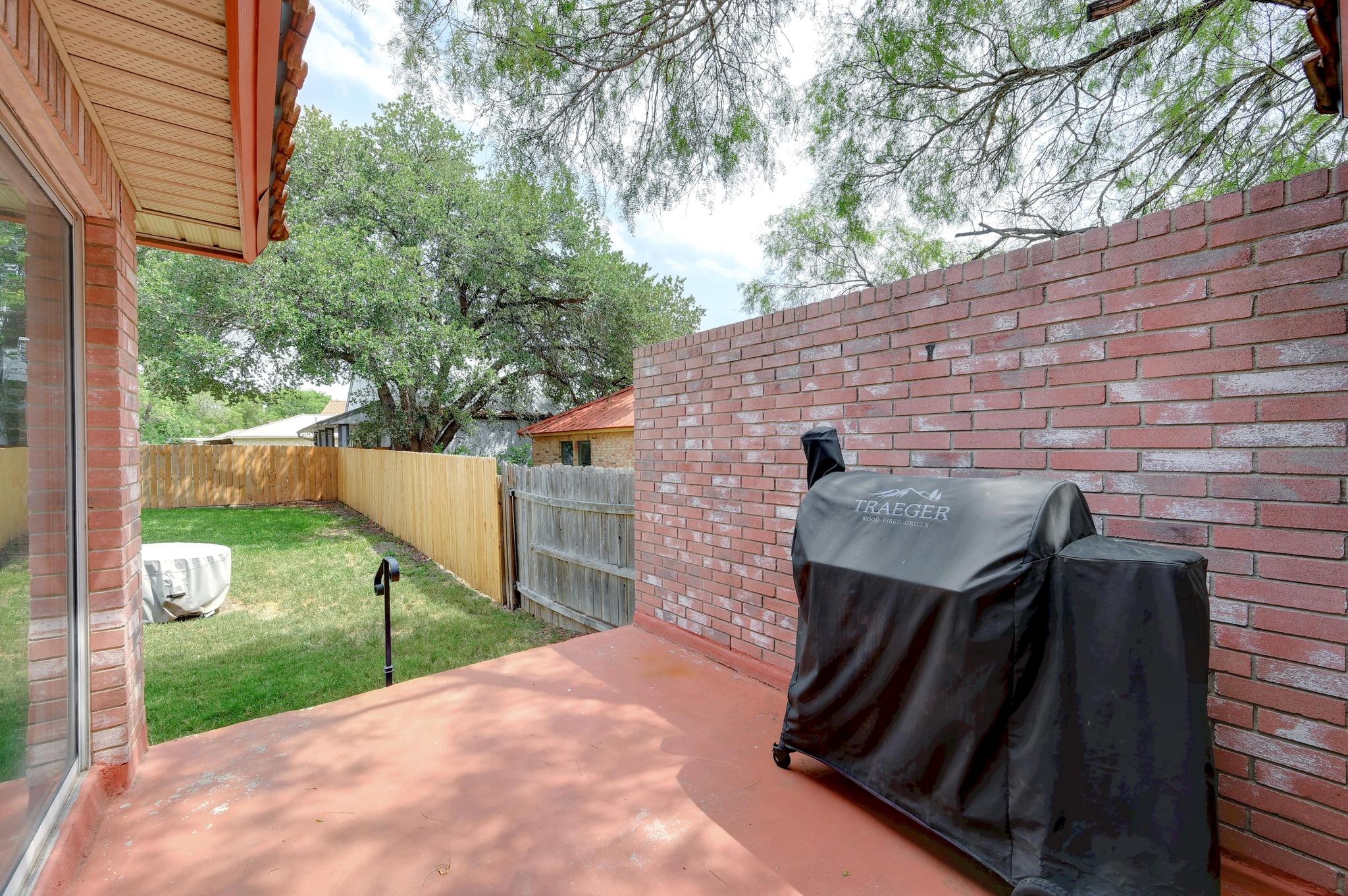 7410 Tom Watson Ct, San Antonio, TX 78244