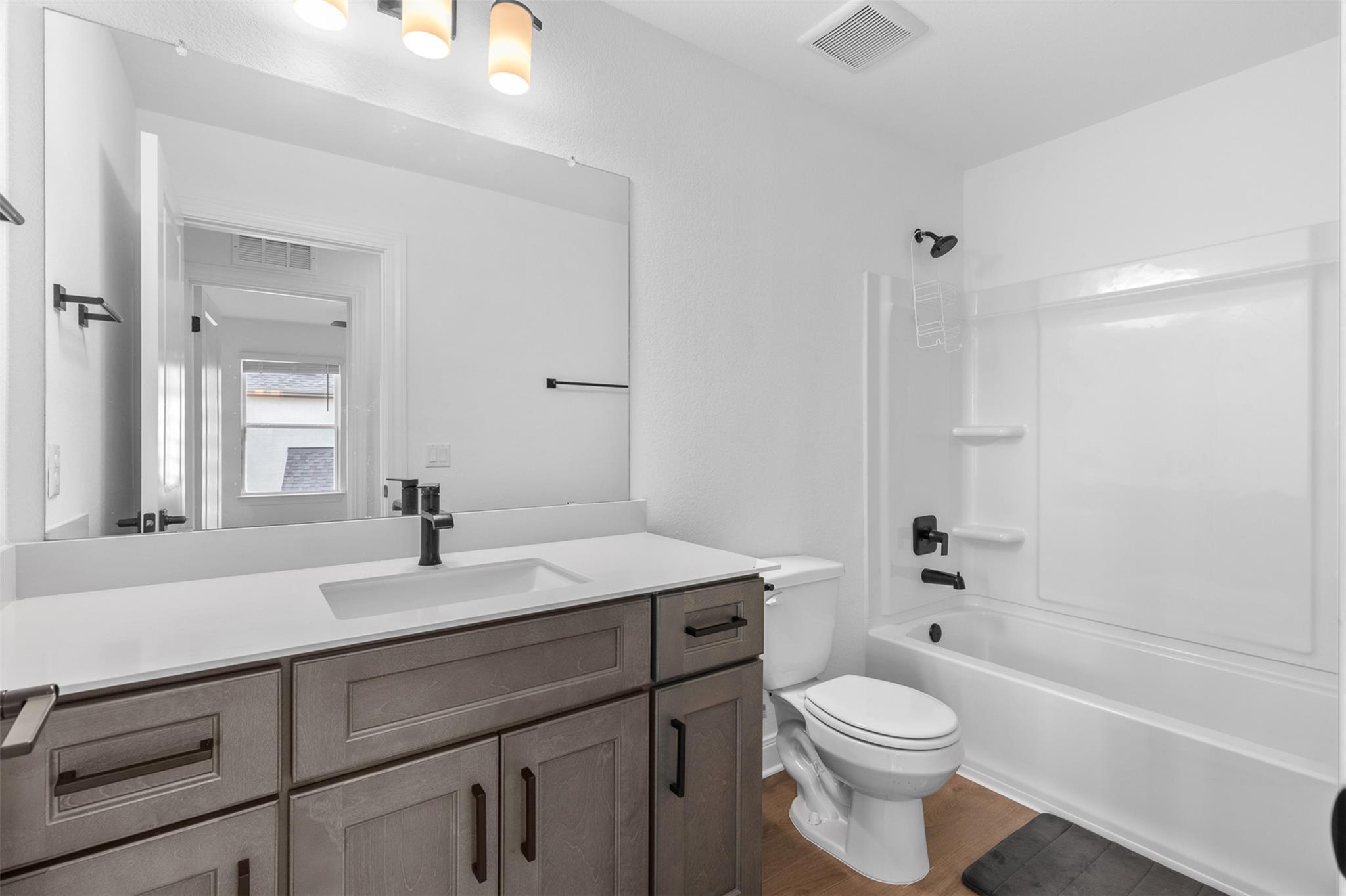 214 Queen Top Sail Way, Kyle, TX 78640