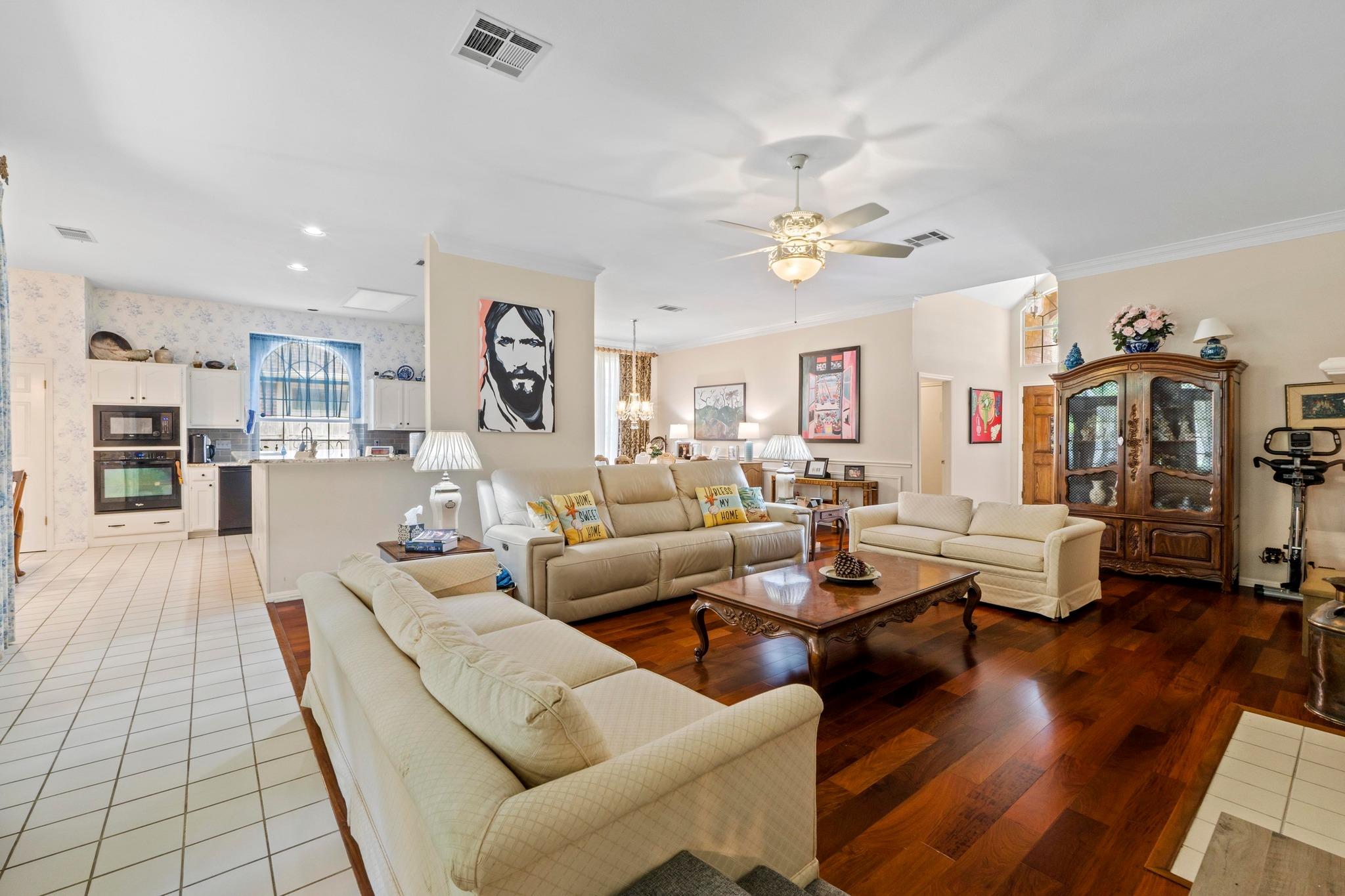 7914 Jester Blvd, Austin, TX 78750