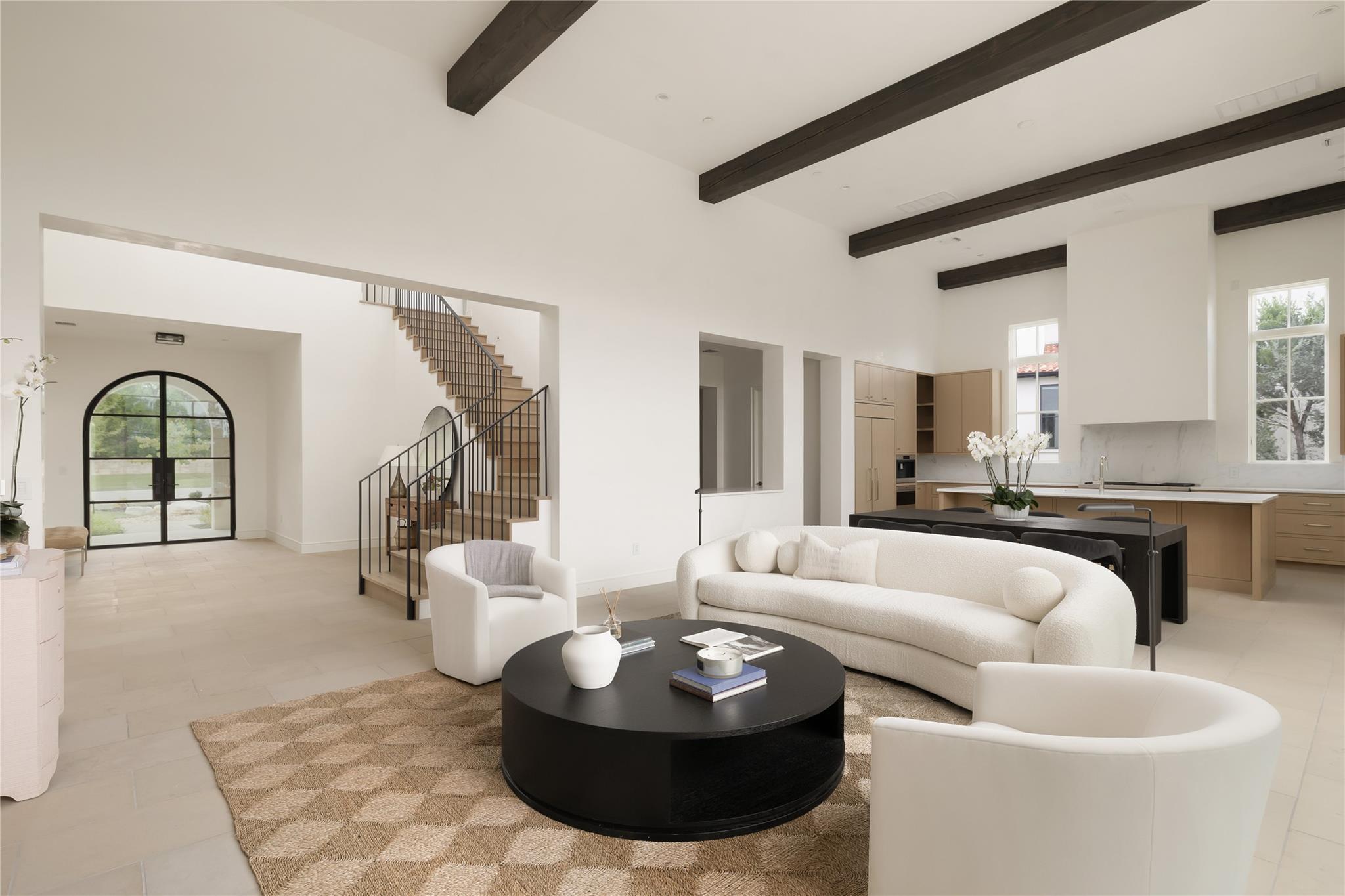 4401 Amarra Dr # 13, Austin, TX 78735