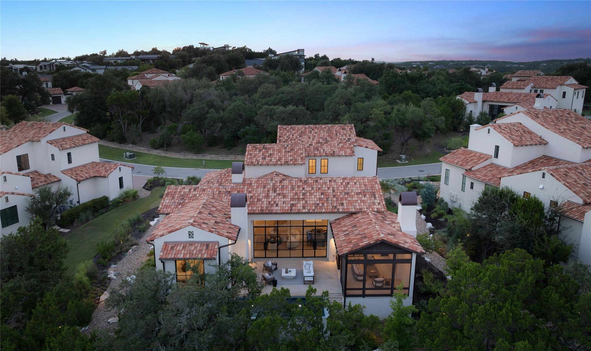 4401 Amarra Dr # 13, Austin, TX 78735