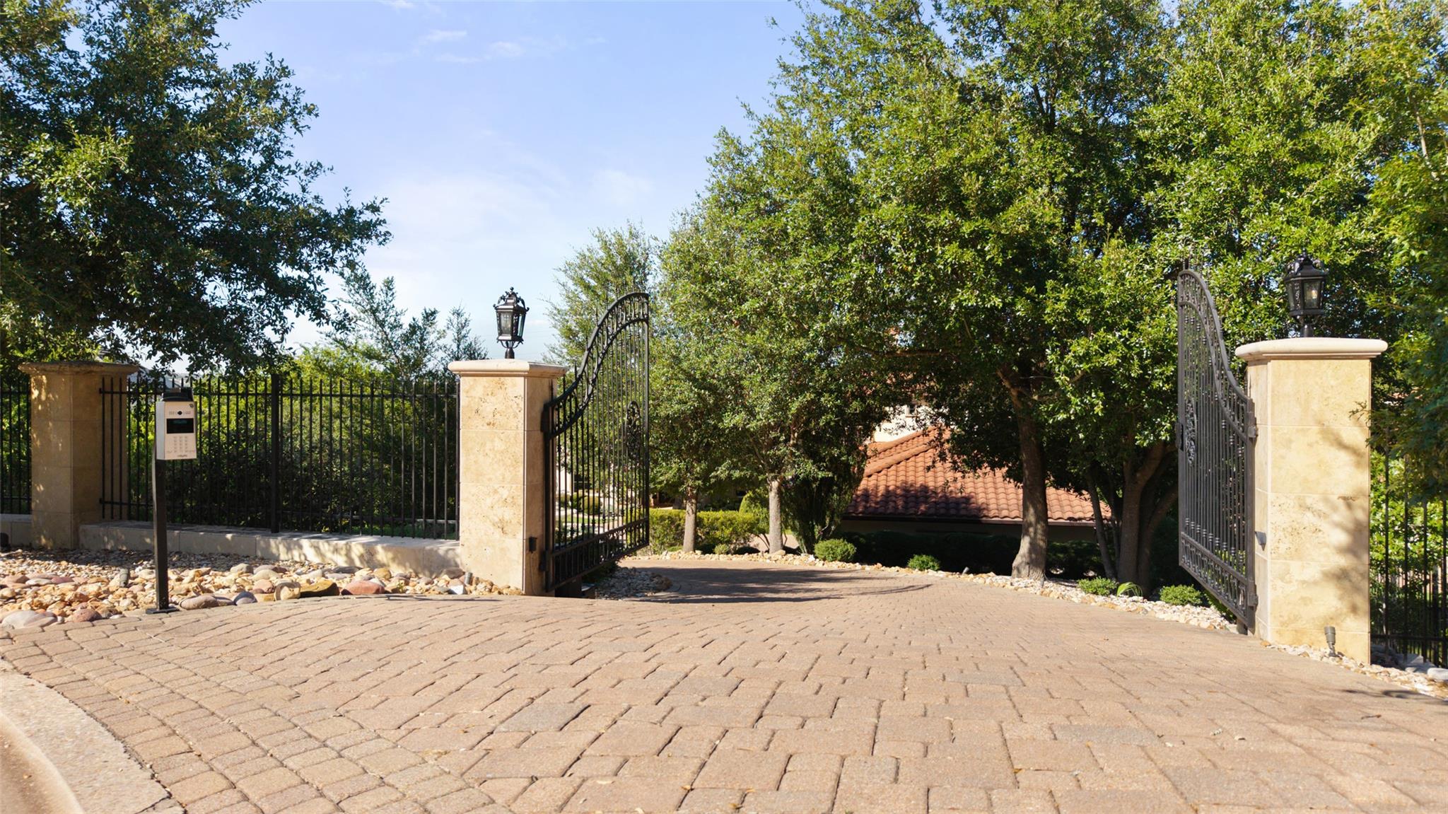 457 BRANDON Way, Austin, TX 78733