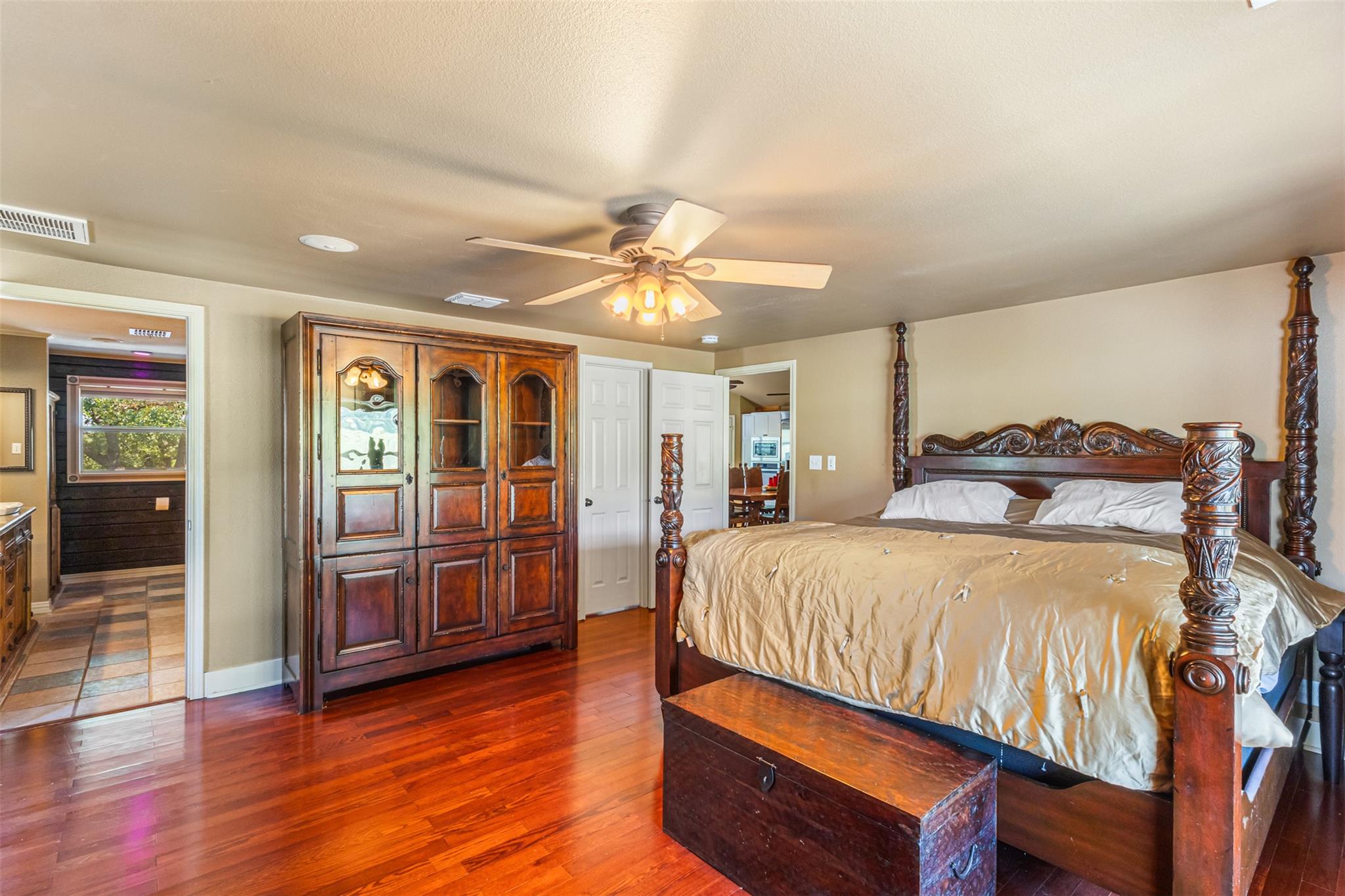 4905 Creek Meadow Cv, Spicewood, TX 78669