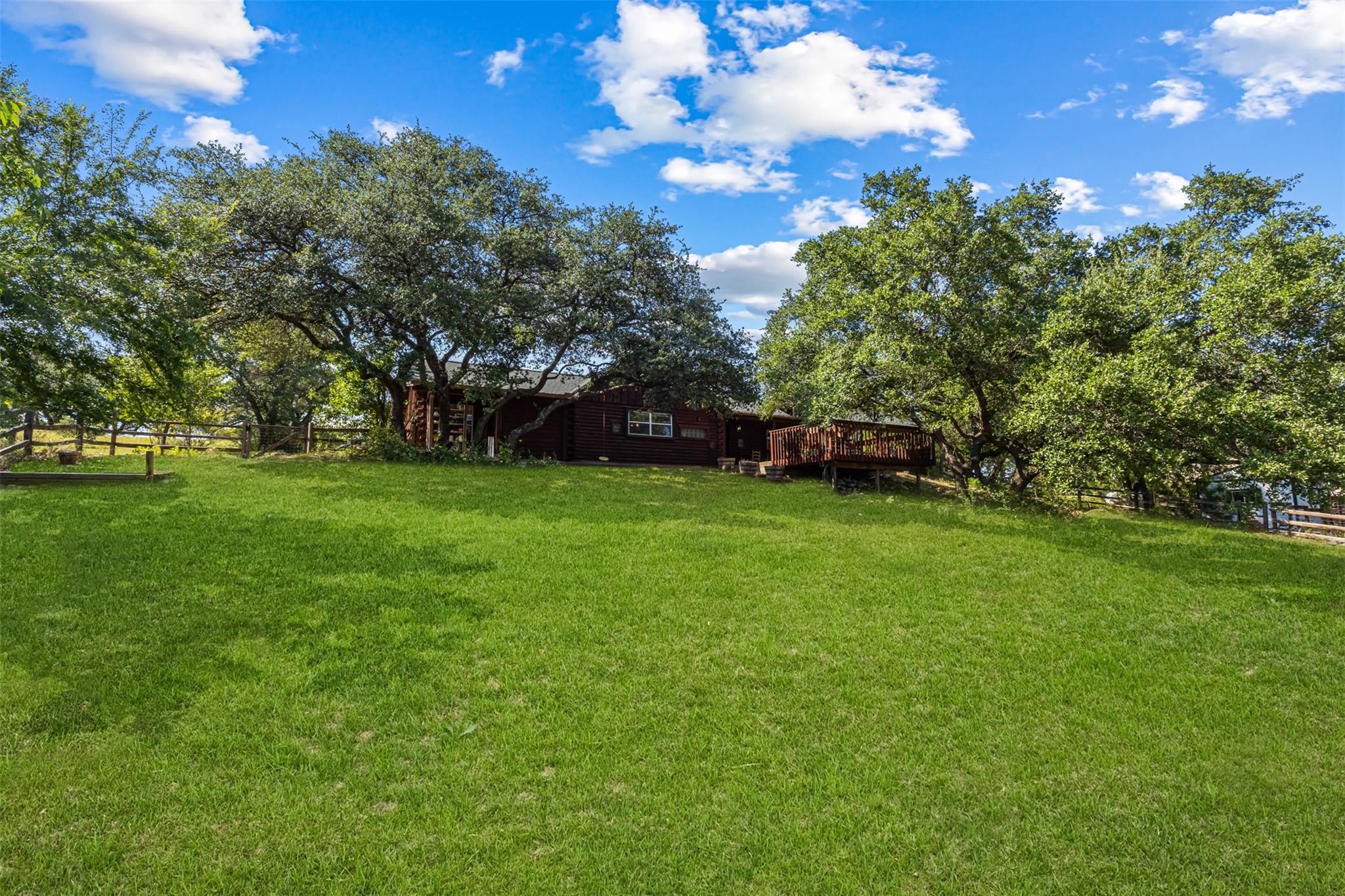 4905 Creek Meadow Cv, Spicewood, TX 78669