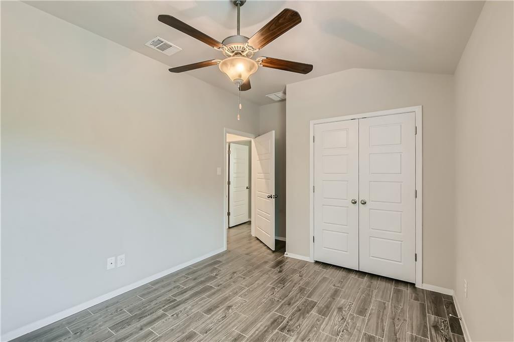 2909 American Dr, Lago Vista, TX 78645