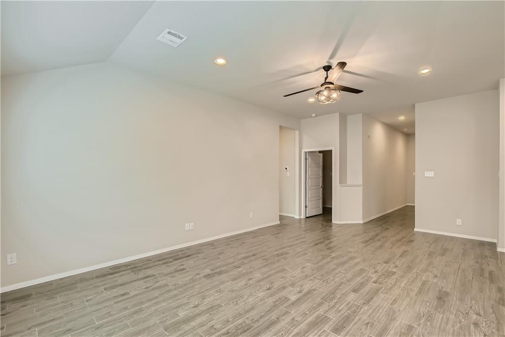 2909 American Dr, Lago Vista, TX 78645