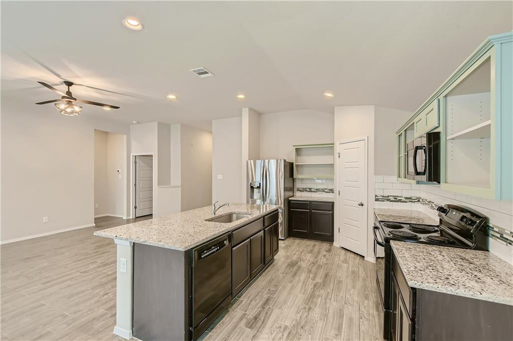 2909 American Dr, Lago Vista, TX 78645