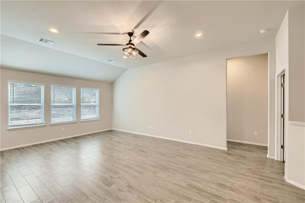 2909 American Dr, Lago Vista, TX 78645