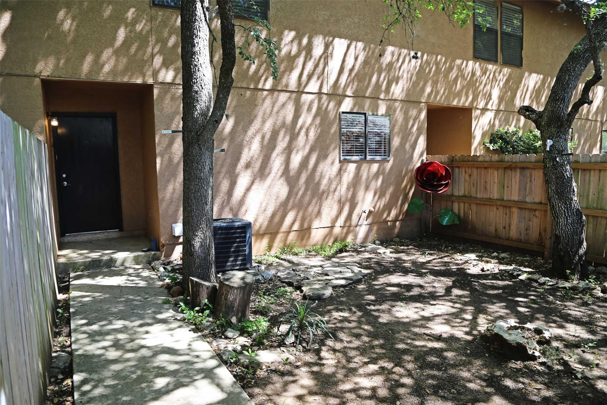 4 Deerfield Dr # C, Wimberley, TX 78676