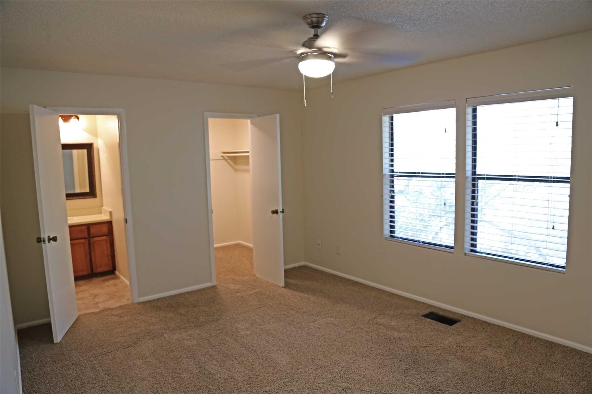 4 Deerfield Dr # C, Wimberley, TX 78676