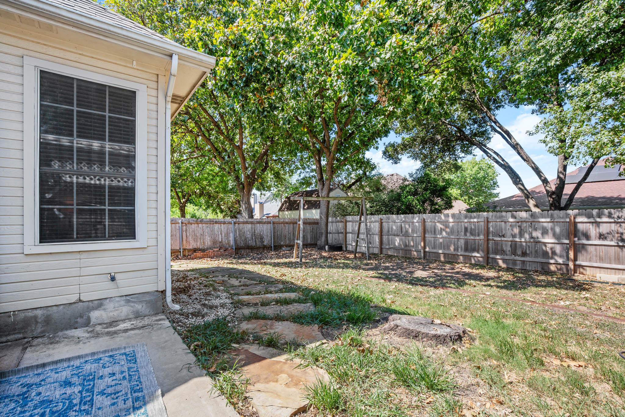 1206 Brophy Dr, Pflugerville, TX 78660