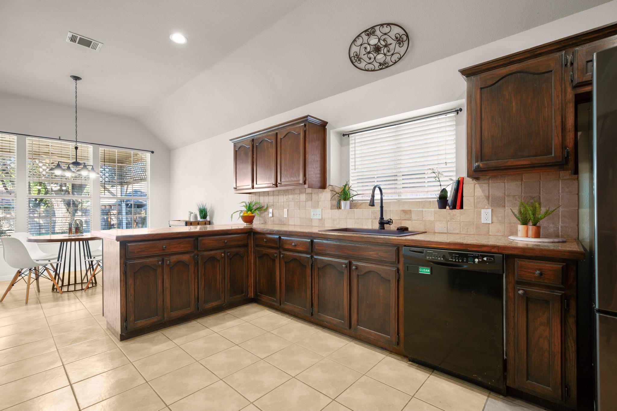 1206 Brophy Dr, Pflugerville, TX 78660