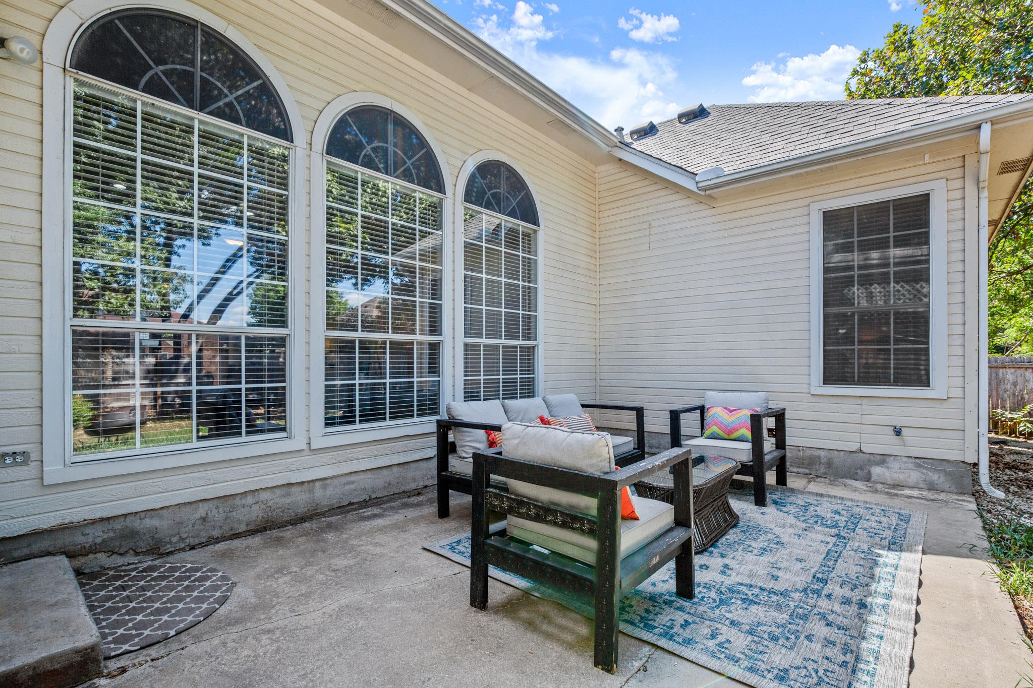 1206 Brophy Dr, Pflugerville, TX 78660