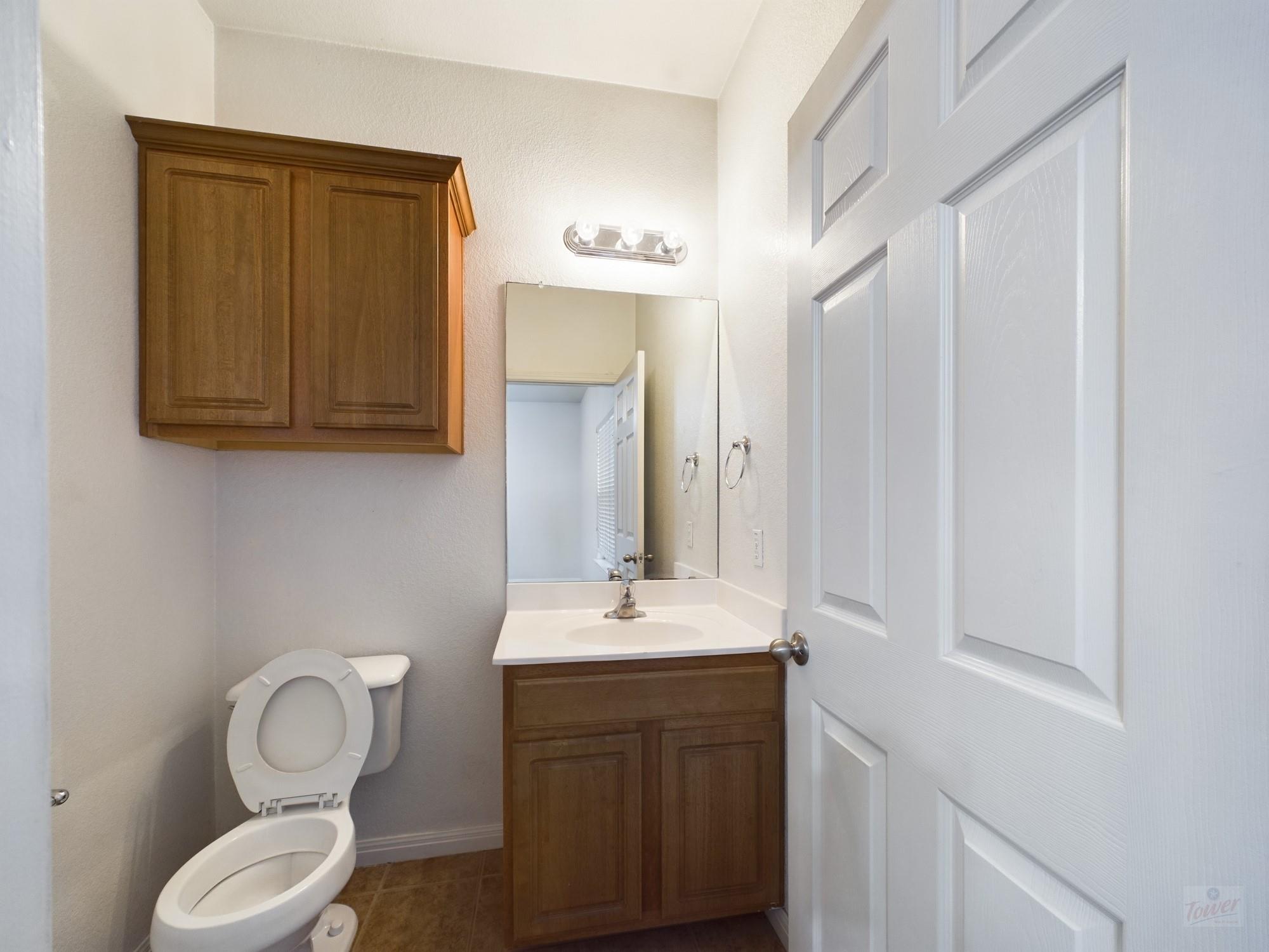 401 Nelray Blvd # A, Austin, TX 78751